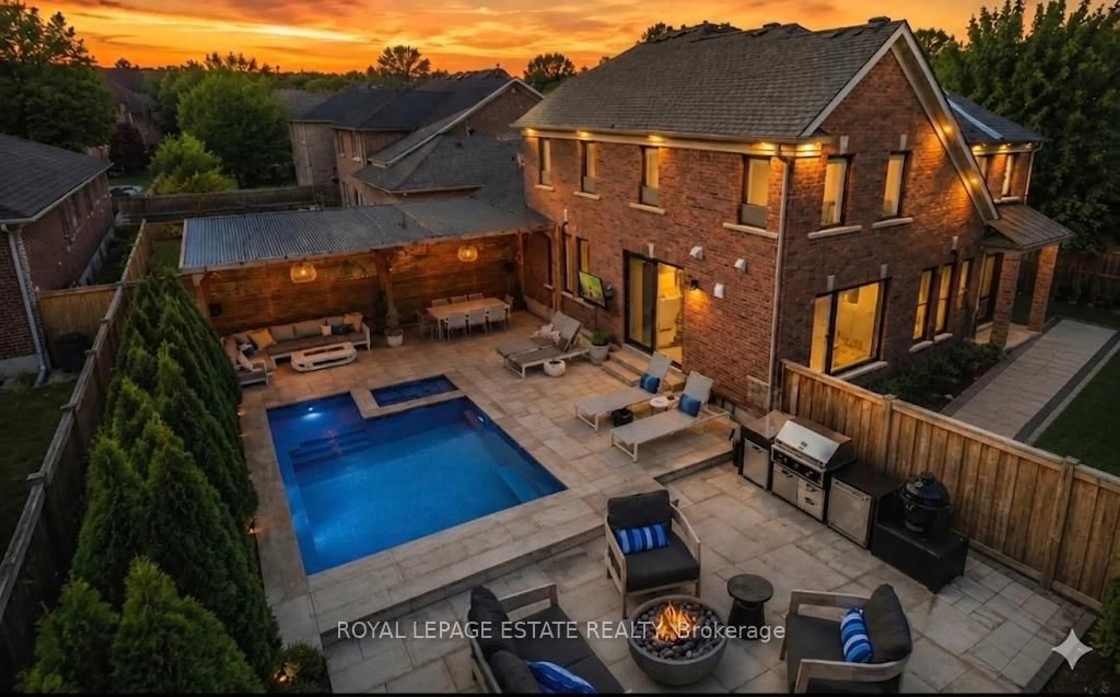 A pic from outside/outdoor area/front of a property/back of a property/a pic from drone, unknown for 48 Haskell Ave, Ajax Ontario L1T 4Y8