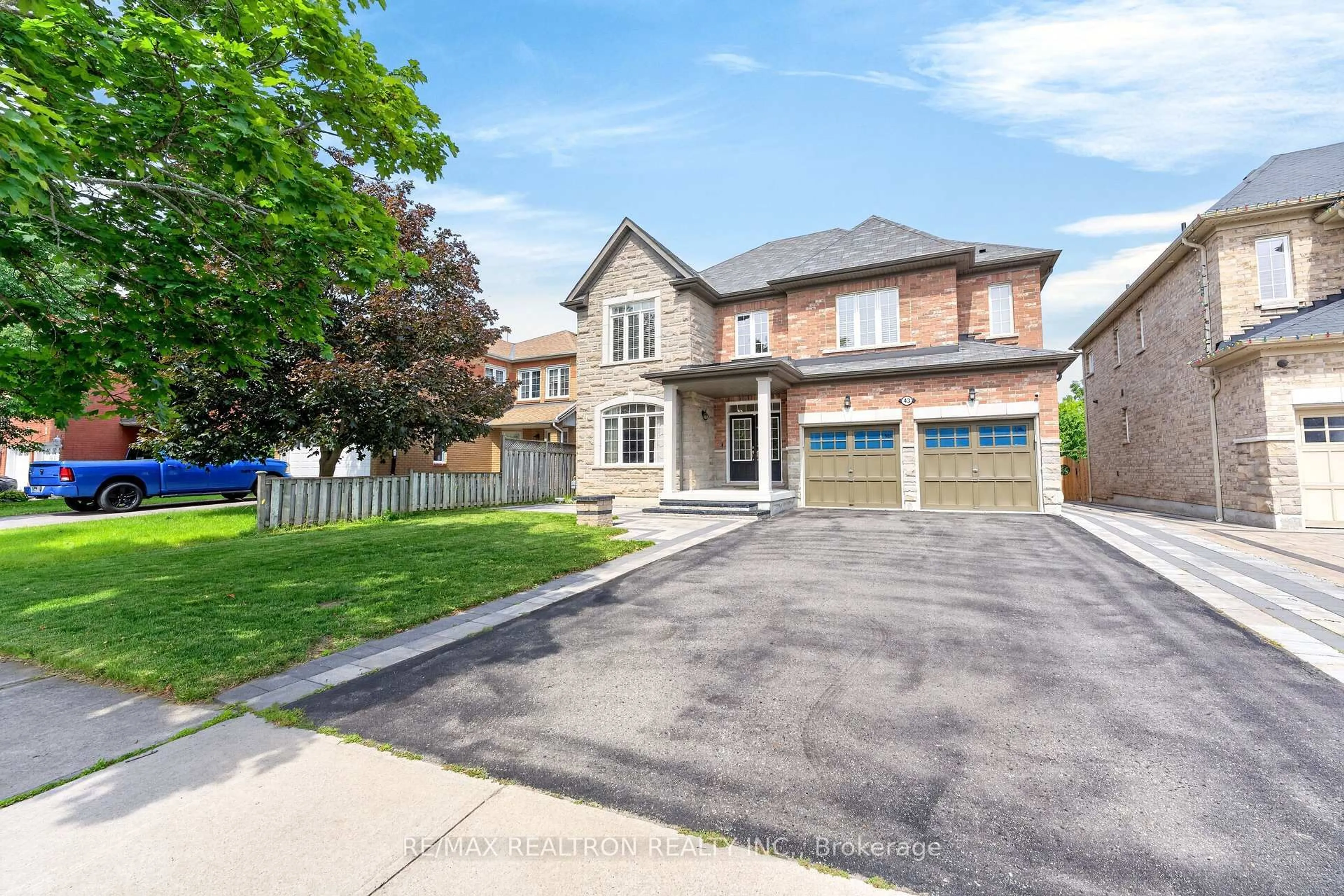 Home with brick exterior material, street for 43 Keeble Cres, Ajax Ontario L1T 3R6