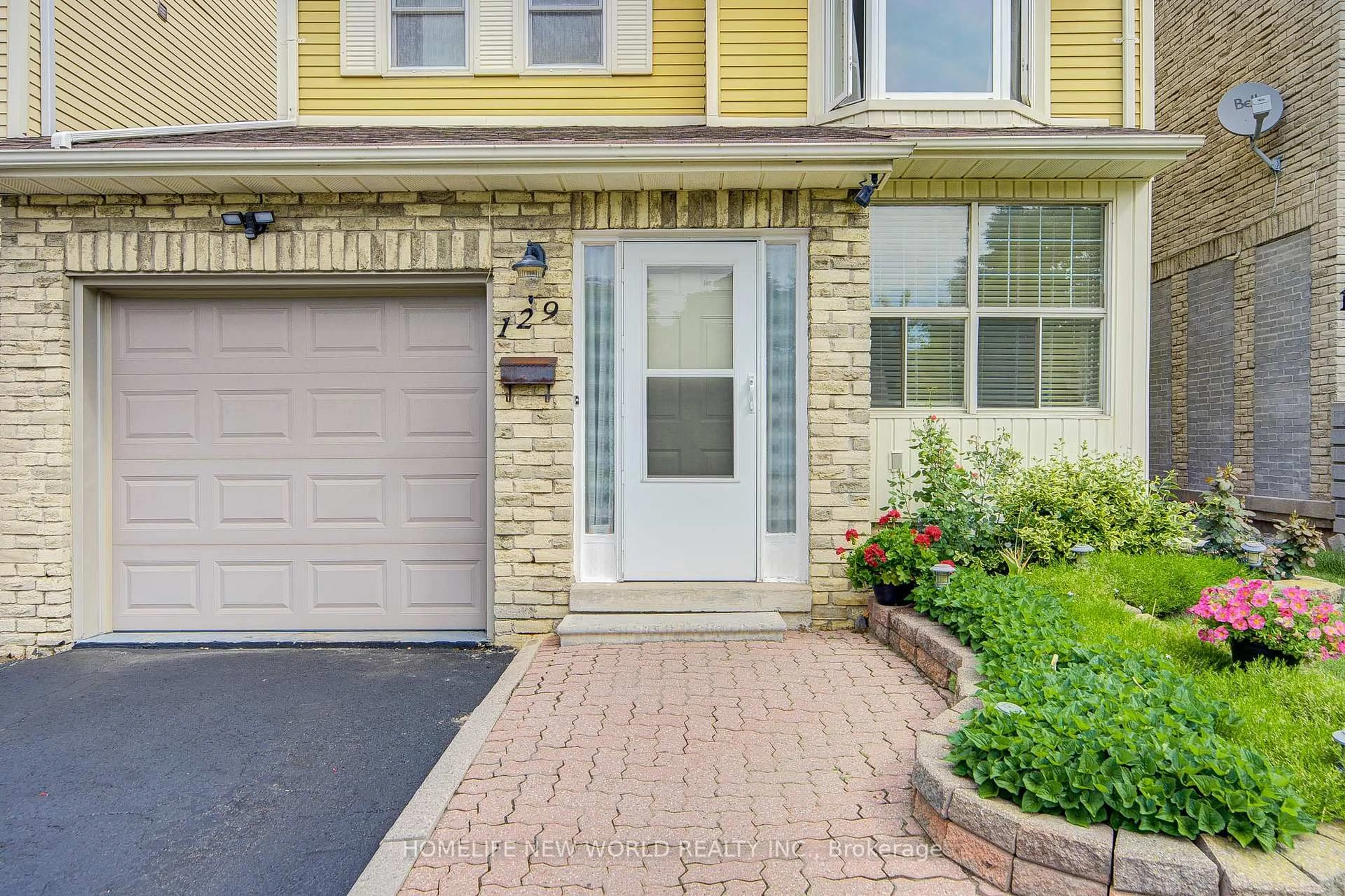Unknown for 129 Sandyhook Sq, Toronto Ontario M1W 3N5