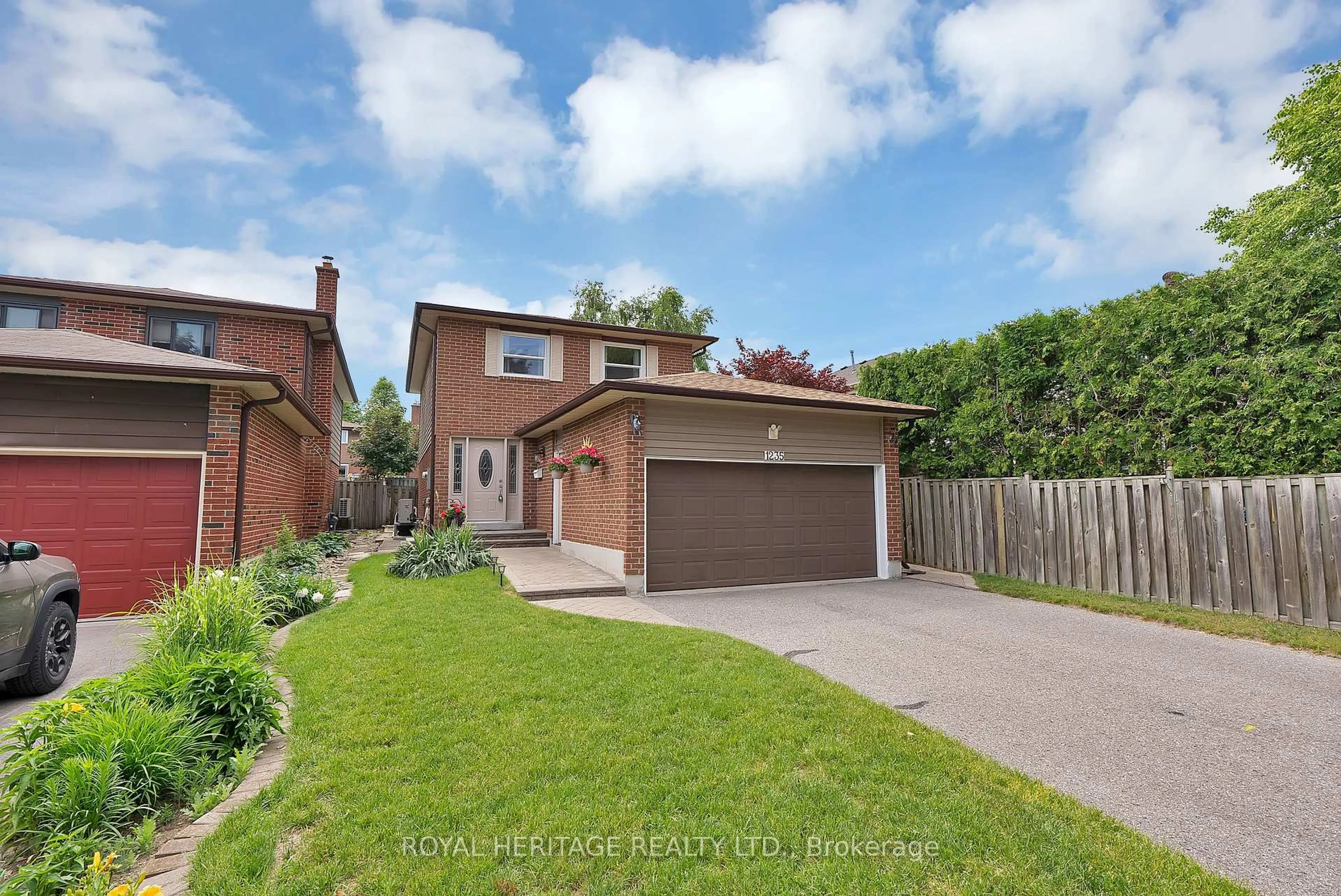 Home with brick exterior material, street for 1235 Cedarcroft Cres, Pickering Ontario L1X 1S6