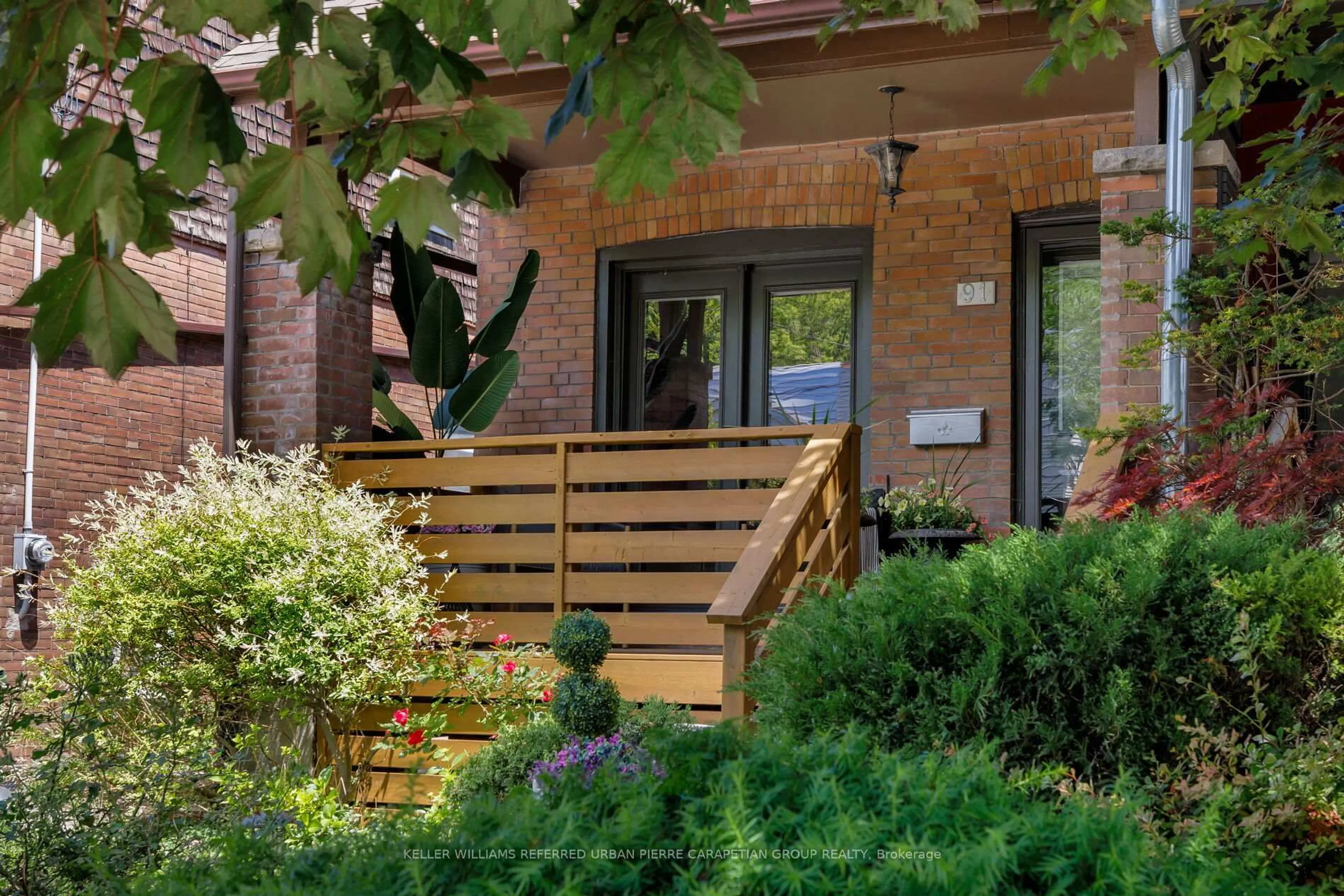 Patio, street for 91 Hiltz Ave, Toronto Ontario M4L 2N7