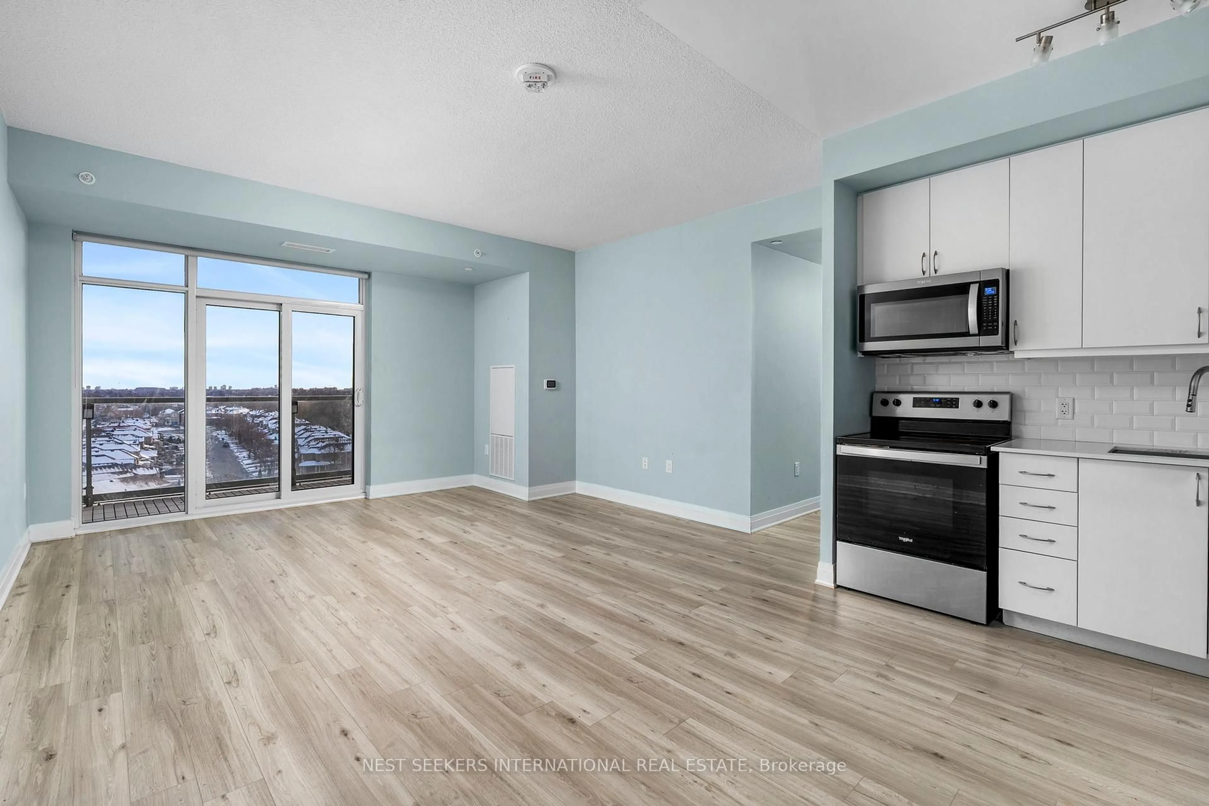 Open concept kitchen, unknown for 3220 Sheppard Ave #809, Toronto Ontario M1T 3K3