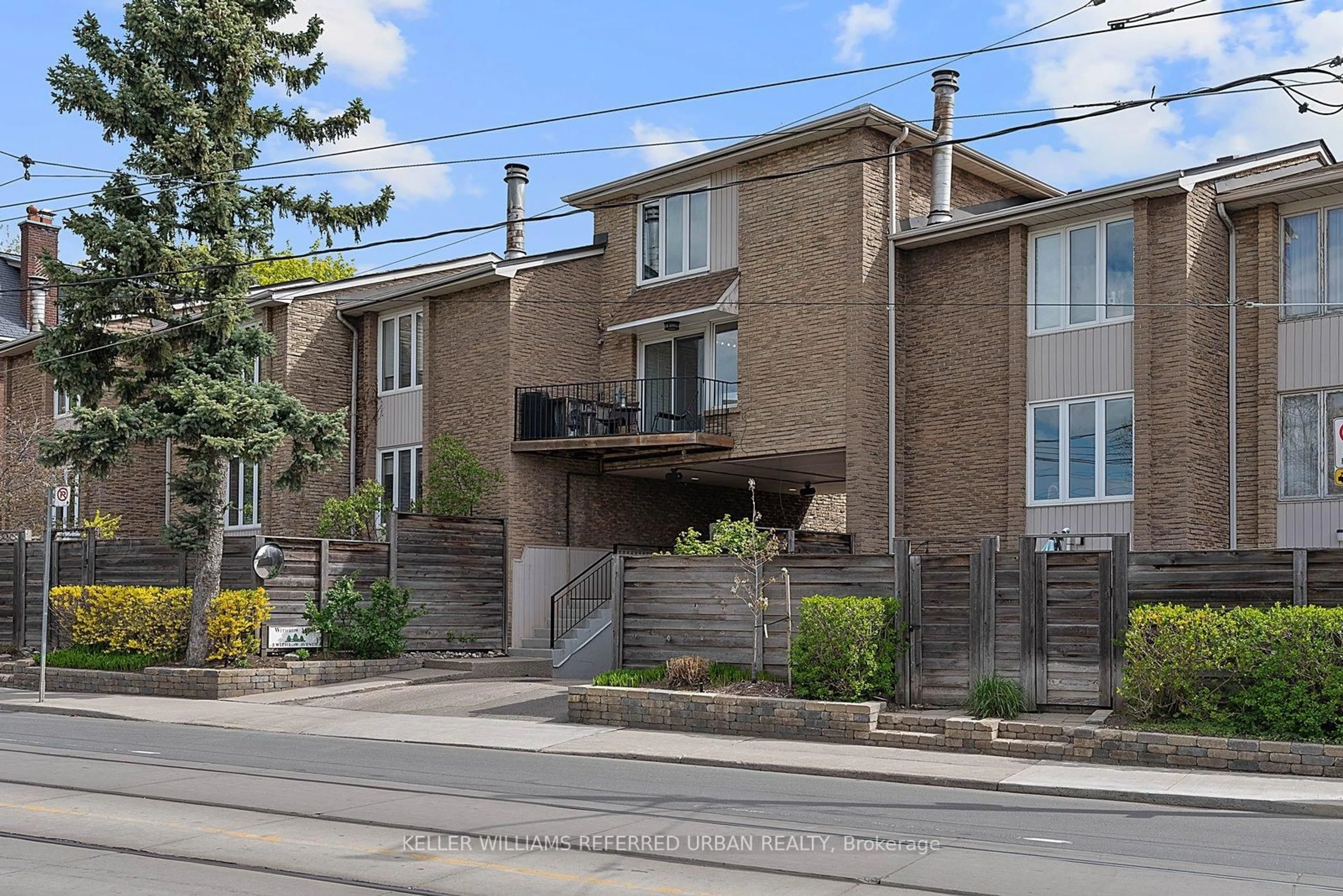 Unknown for 2 Withrow Ave #4, Toronto Ontario M4K 1C9