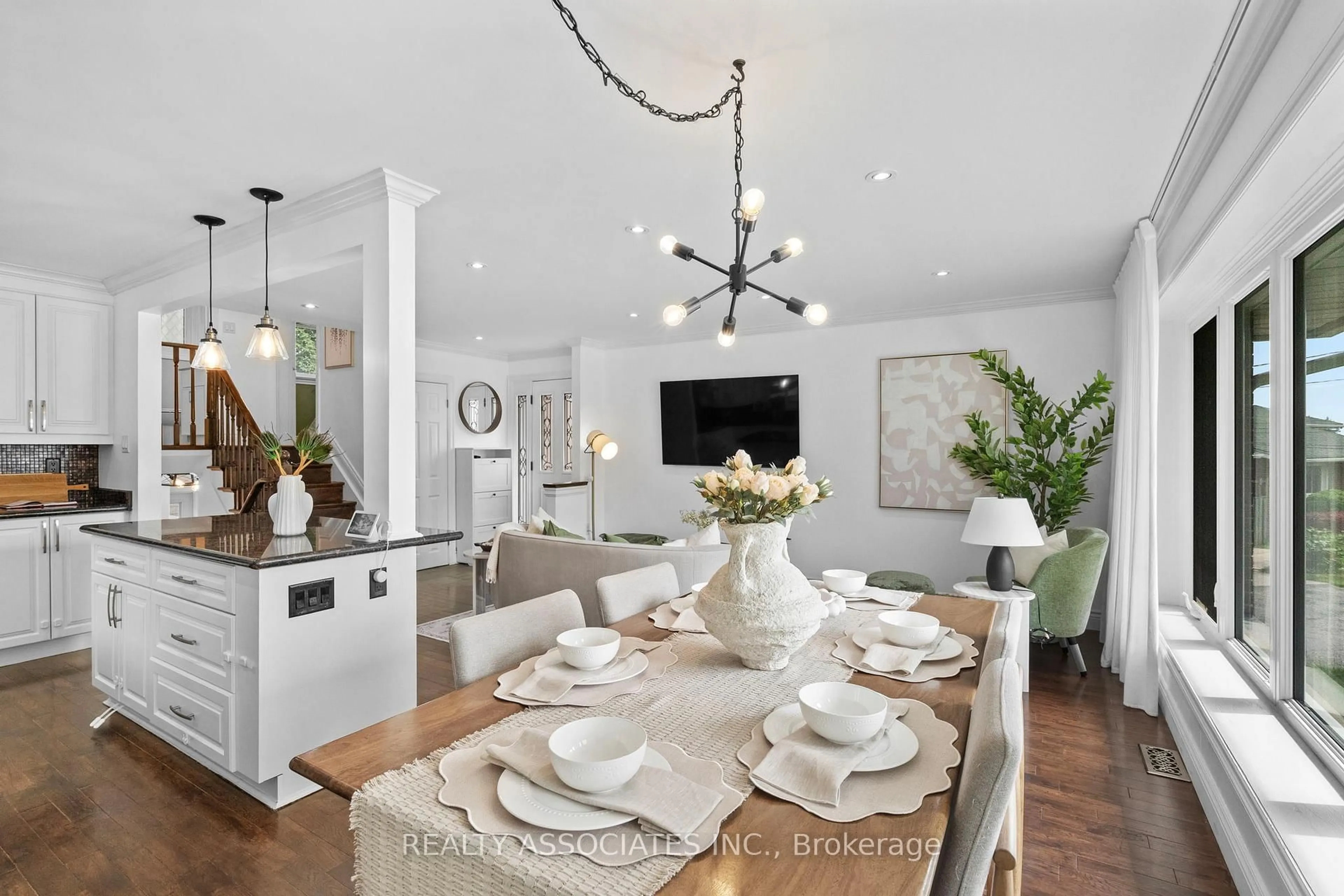 Dining room, unknown for 12 By Pass Crt, Toronto Ontario M1T 1L1