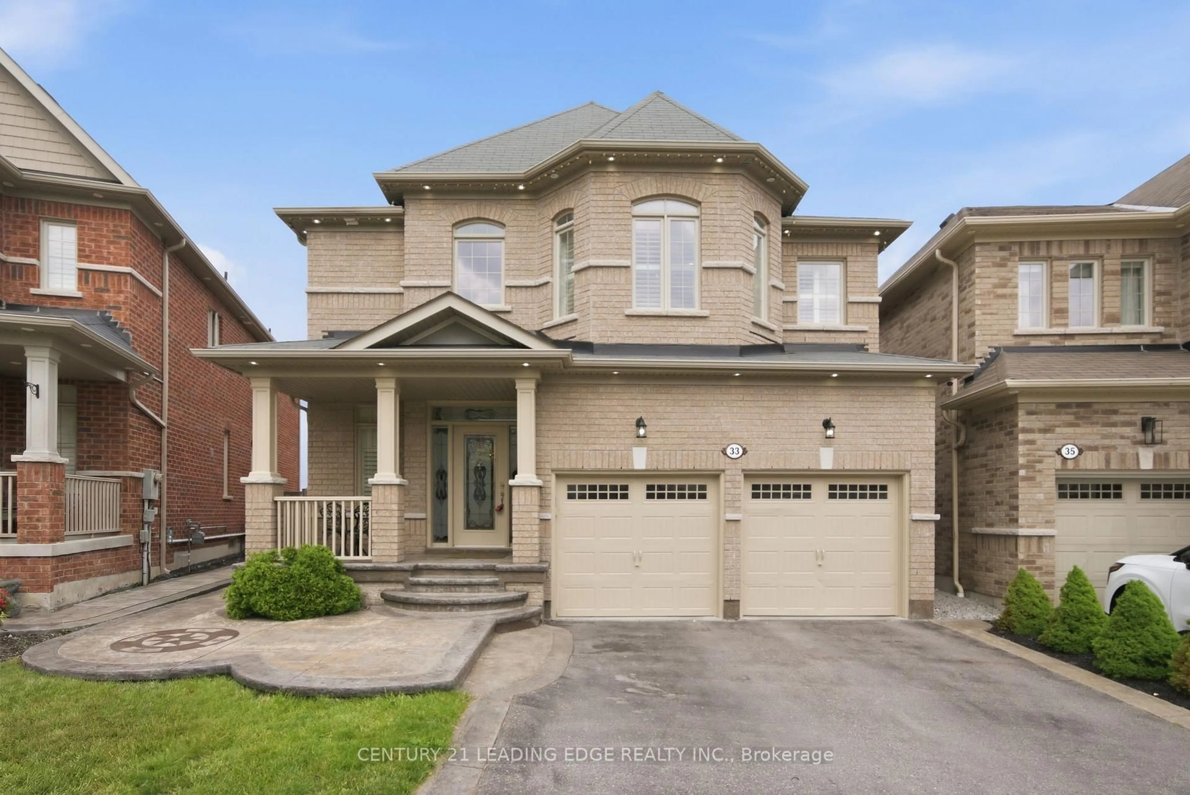 Home with brick exterior material, street for 33 Shell Dr, Ajax Ontario L1T 4R2