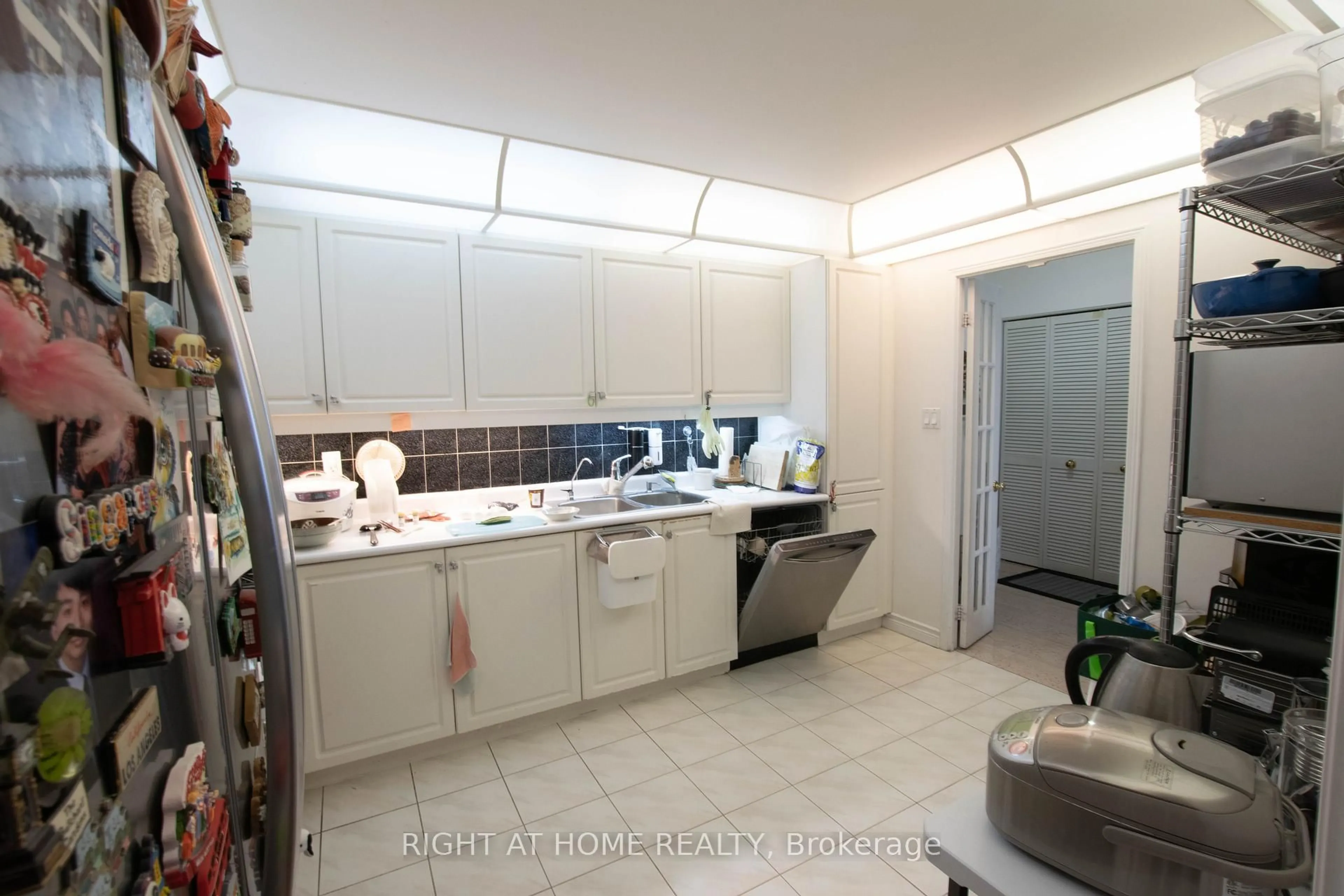 Unknown for 168 Bonis Ave #2106, Toronto Ontario M1T 3V6