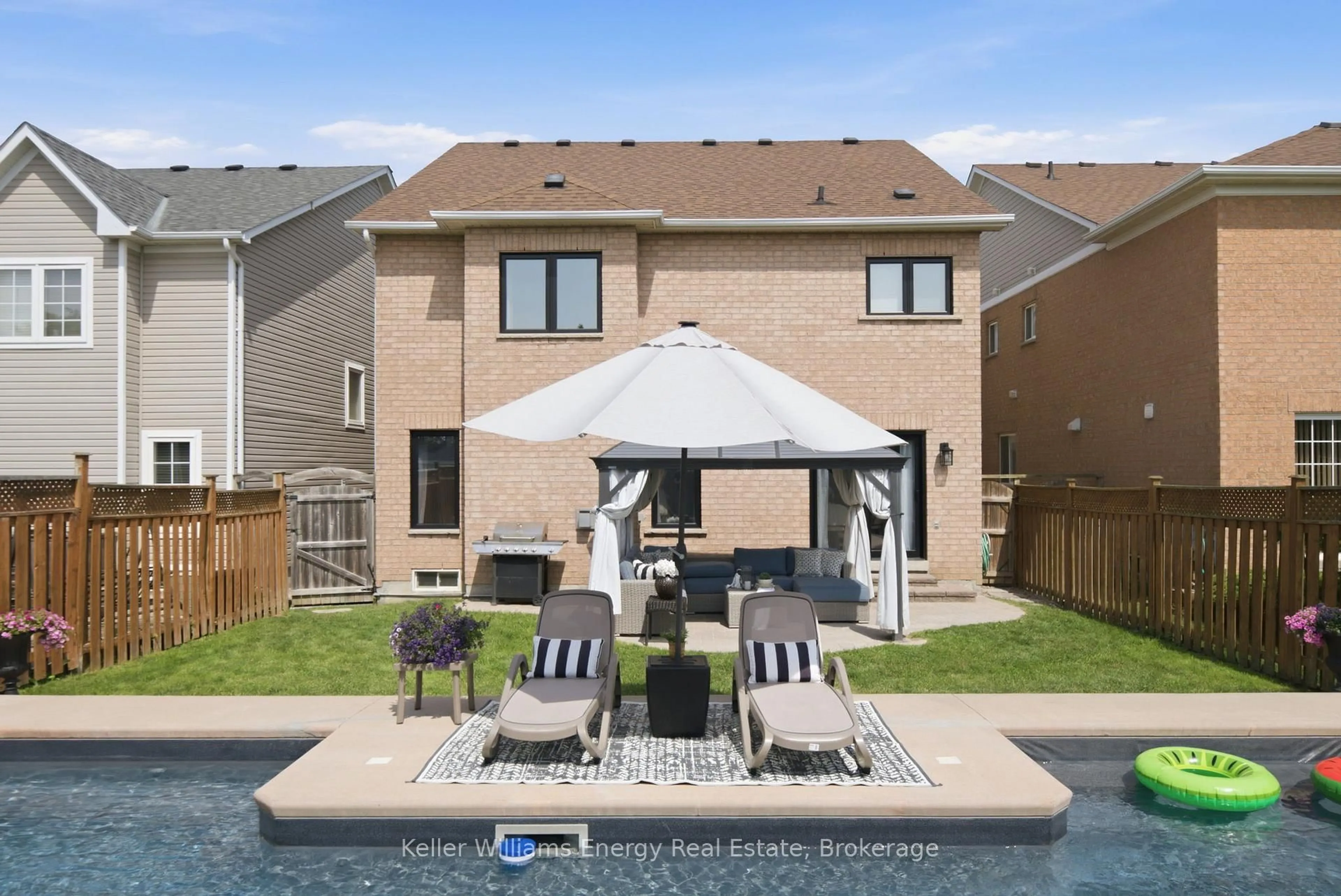 Patio, unknown for 1568 Arborwood Dr, Oshawa Ontario L1K 2R4