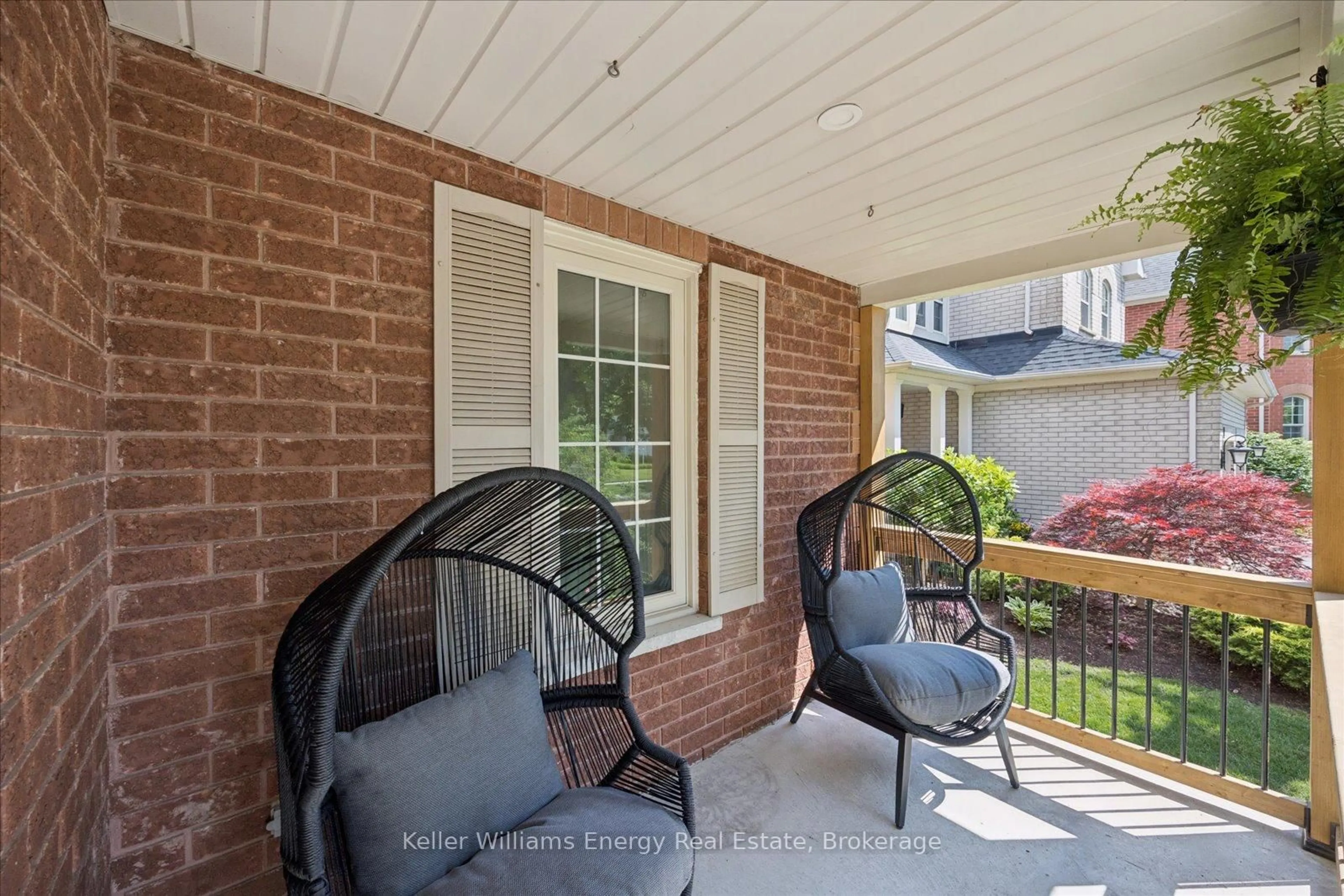 Patio, street for 63 McBeth Pl, Whitby Ontario L1M 1E7
