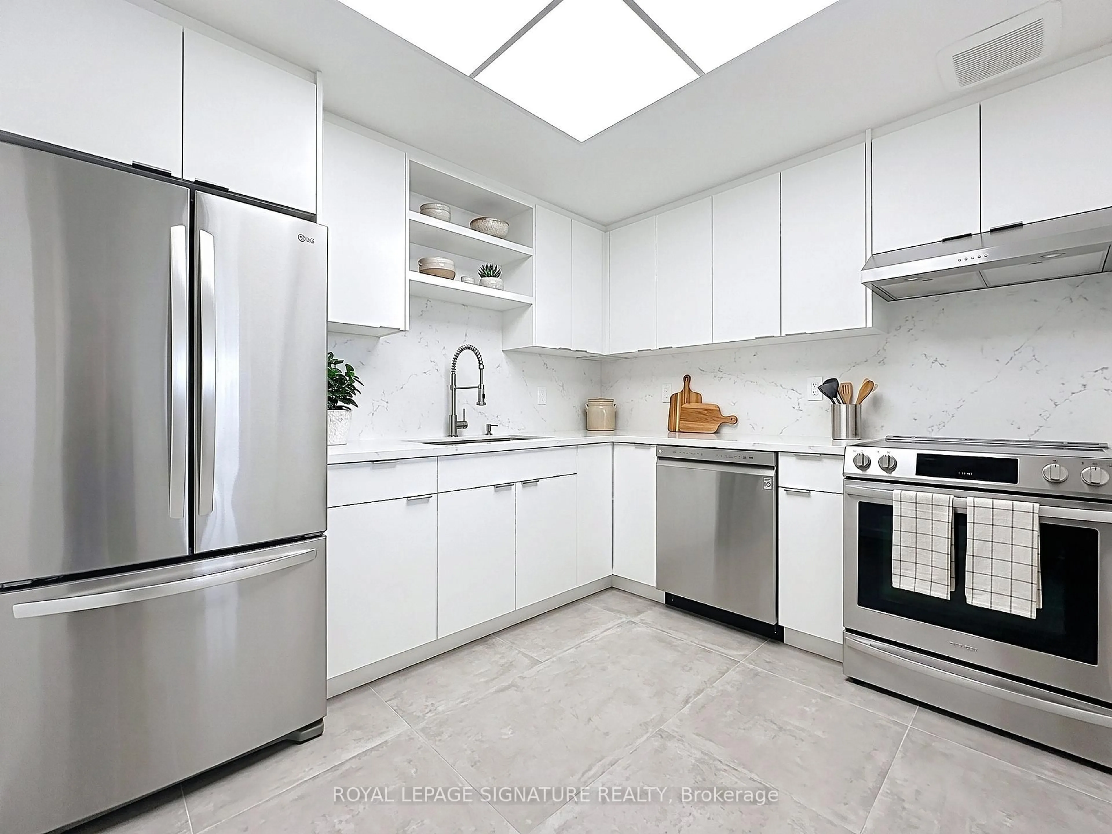Unknown for 20 Dean Park Rd #1103, Toronto Ontario M1B 3G9