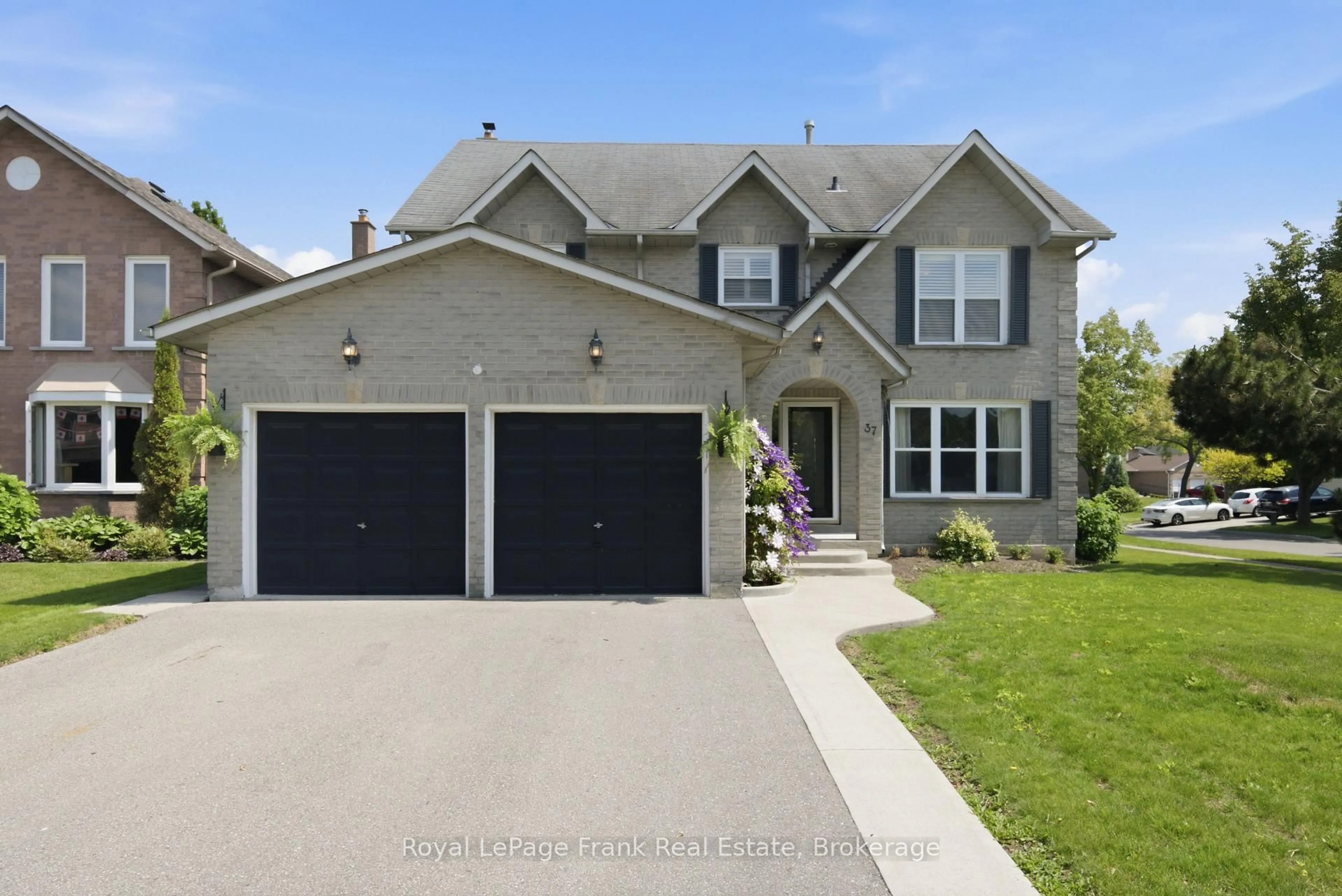 Home with vinyl exterior material, street for 37 Parkes Dr, Ajax Ontario L1S 4W1
