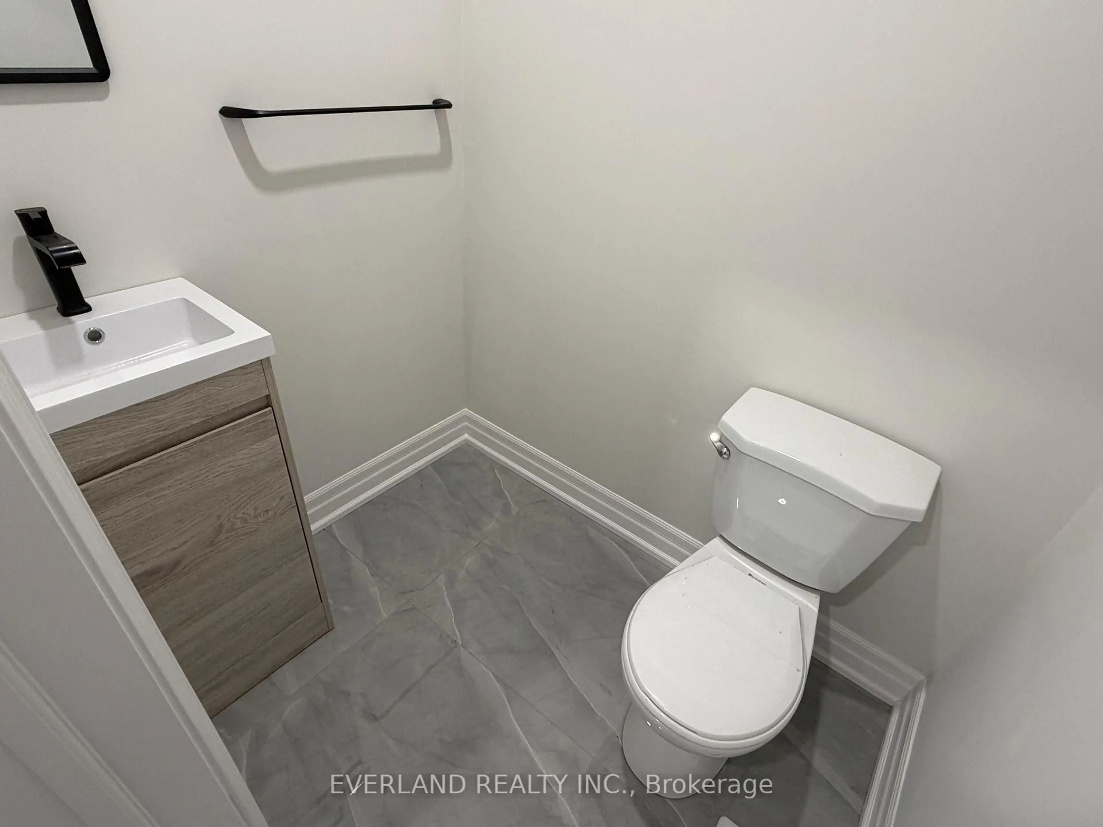 A pic of a room for 116 Sylvan Ave, Toronto Ontario M1M 1K3