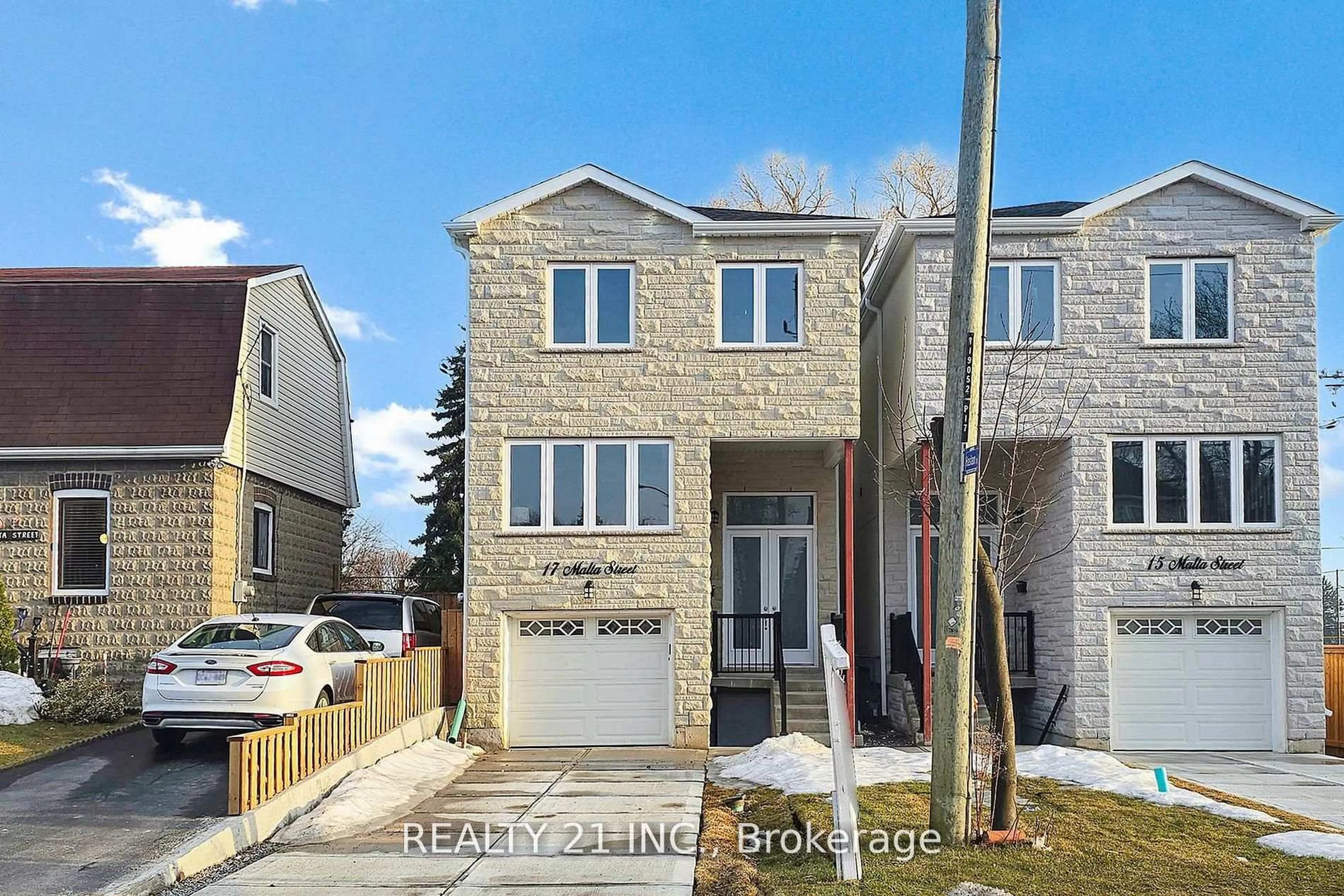 Home with brick exterior material, street for 15 Malta St, Toronto Ontario M1N 2L2