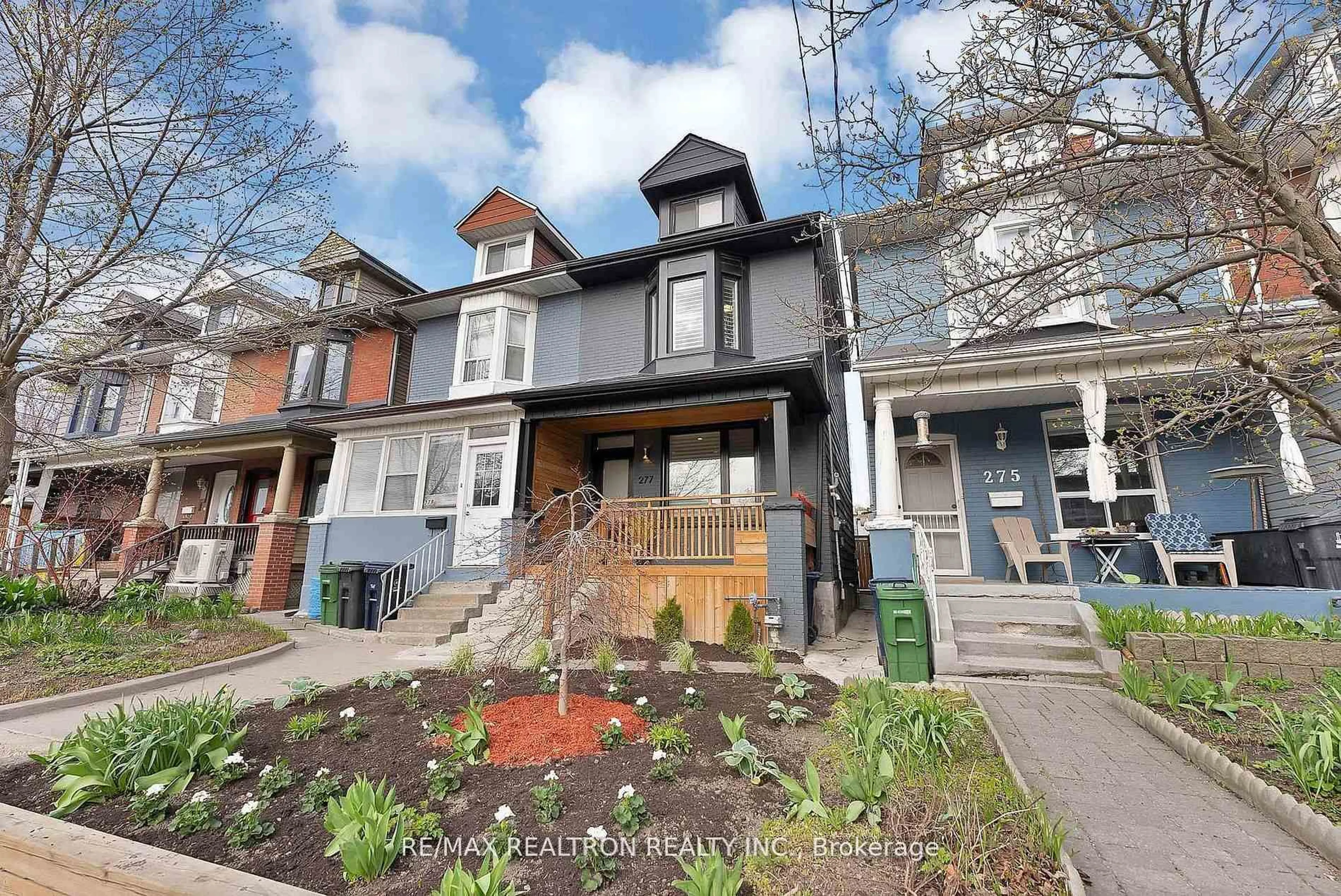 Home with brick exterior material, street for 277 Boston Ave, Toronto Ontario M4M 2V4