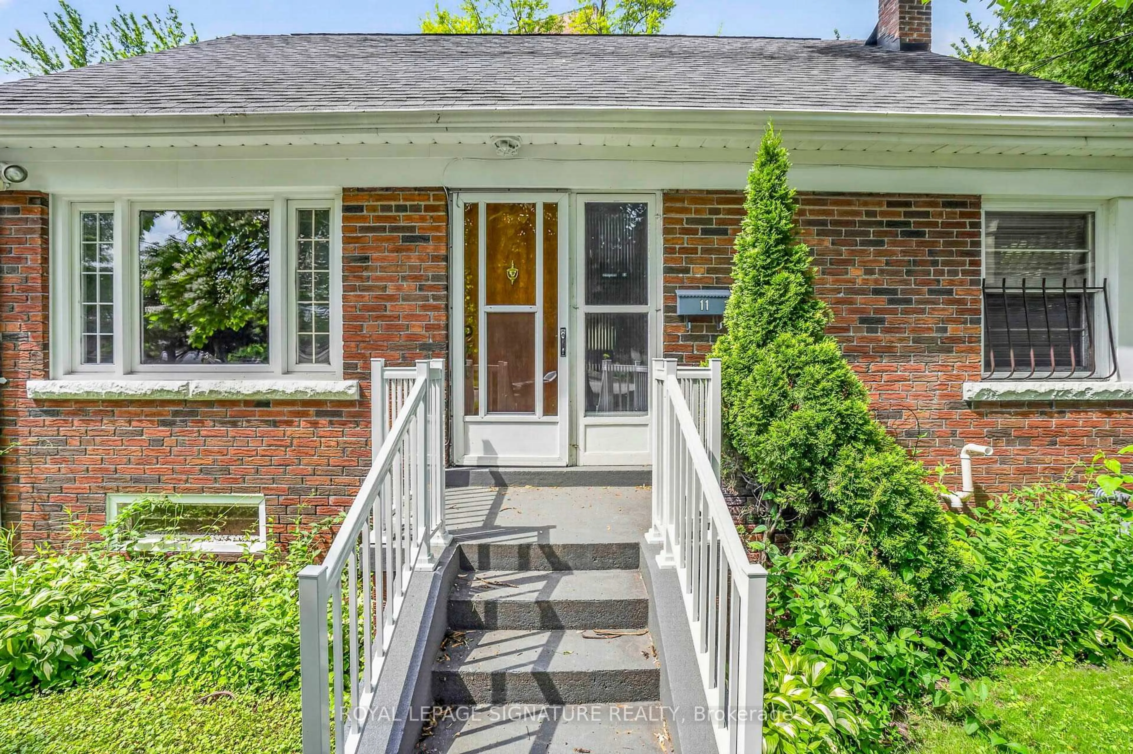 Home with brick exterior material, street for 11 Innisdale Dr, Toronto Ontario M1R 1C4