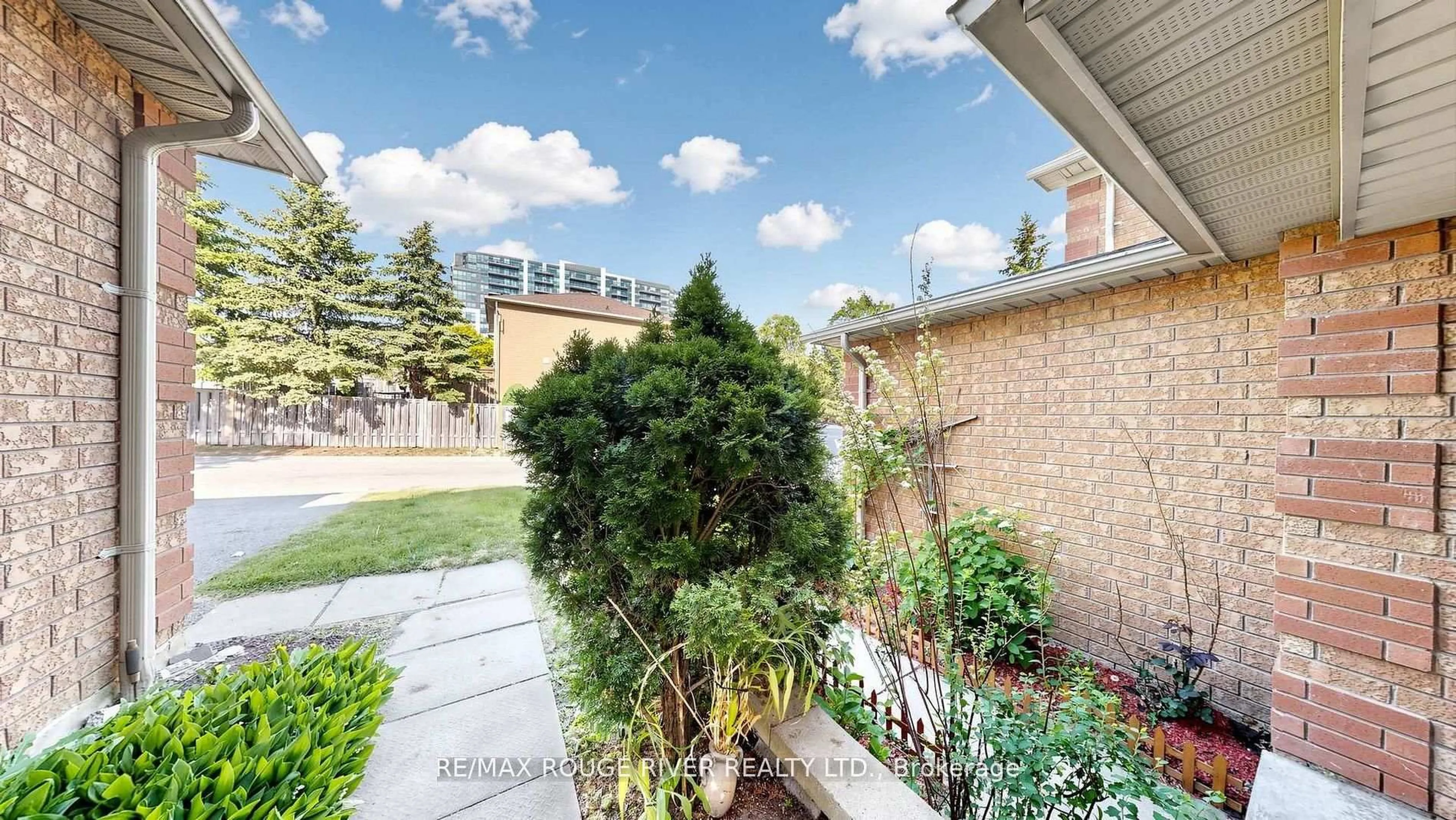 Patio, street for 4 Trowell Lane, Ajax Ontario L1Z 1K4