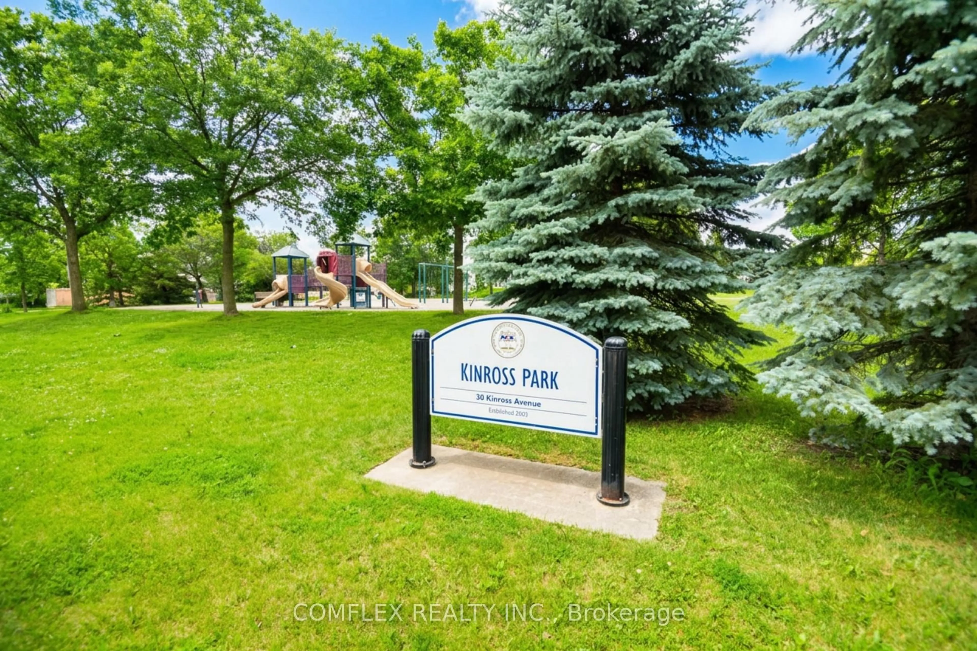 Unknown for 19 Kinross Ave, Whitby Ontario L1M 2C8