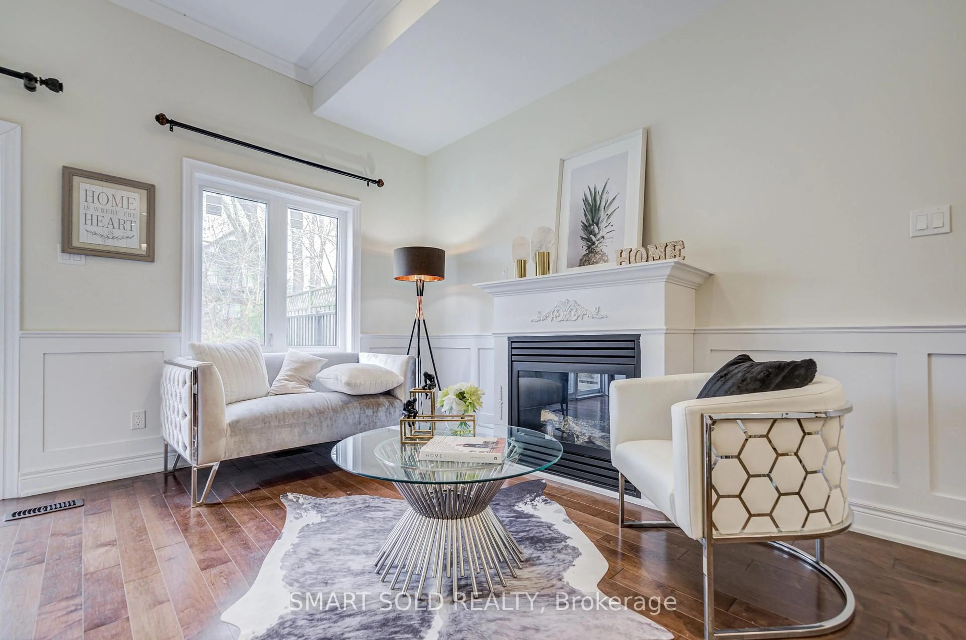 Living room with furniture, unknown for 67 North Edgely Ave, Toronto Ontario M1K 1T8