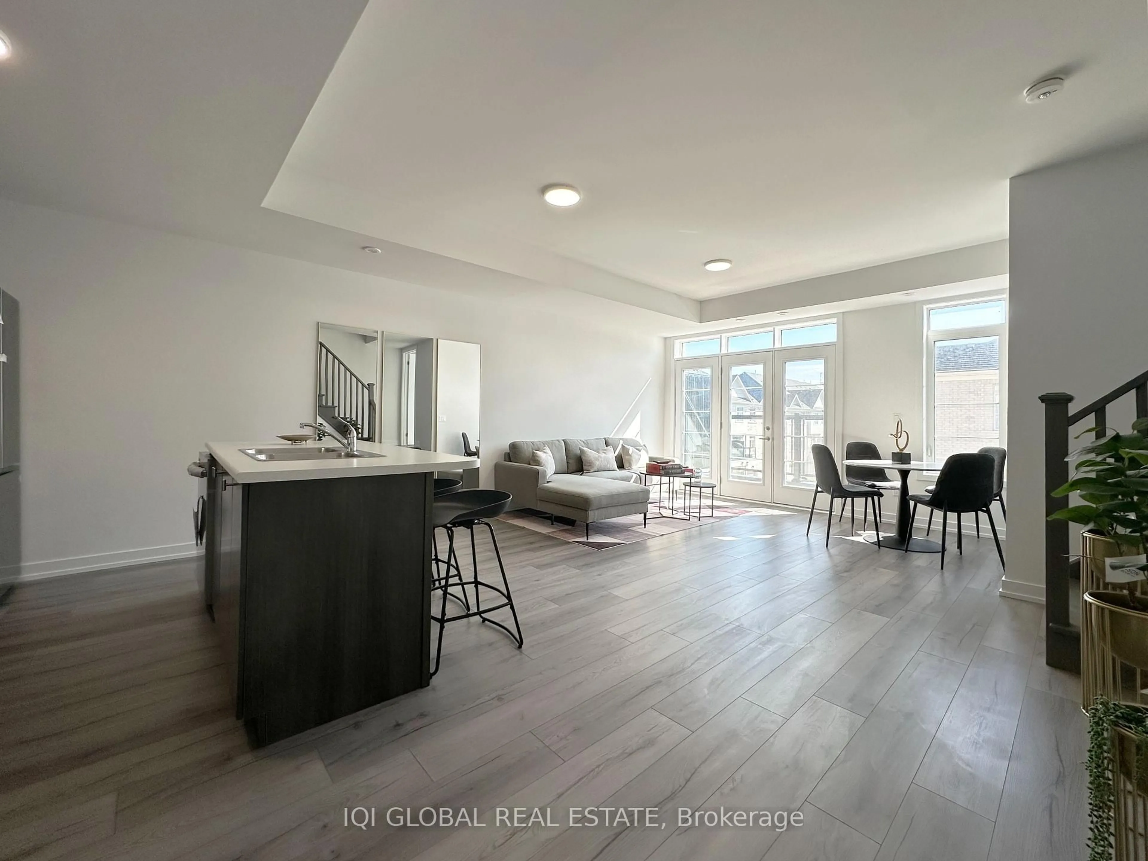 Unknown for 1655 Palmers Sawmill Rd #209, Pickering Ontario L1X 0R3
