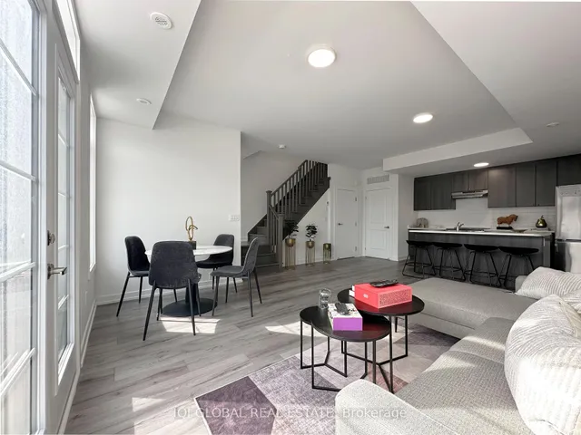 1655 Palmers Sawmill Rd #209, Pickering 5