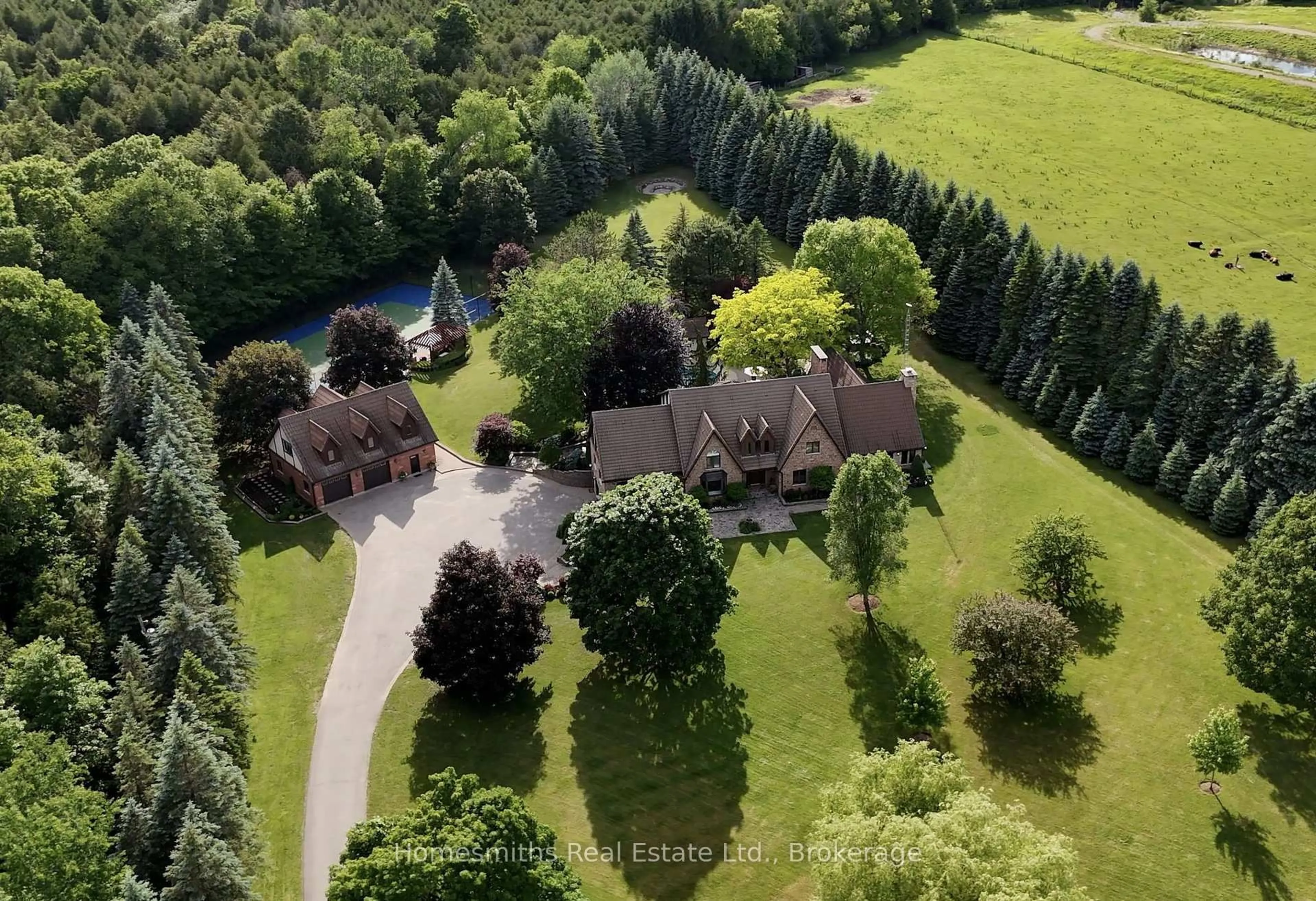 A pic from outside/outdoor area/front of a property/back of a property/a pic from drone, forest/trees view for 5456 Bethesda Rd, Clarington Ontario L1C 3K5