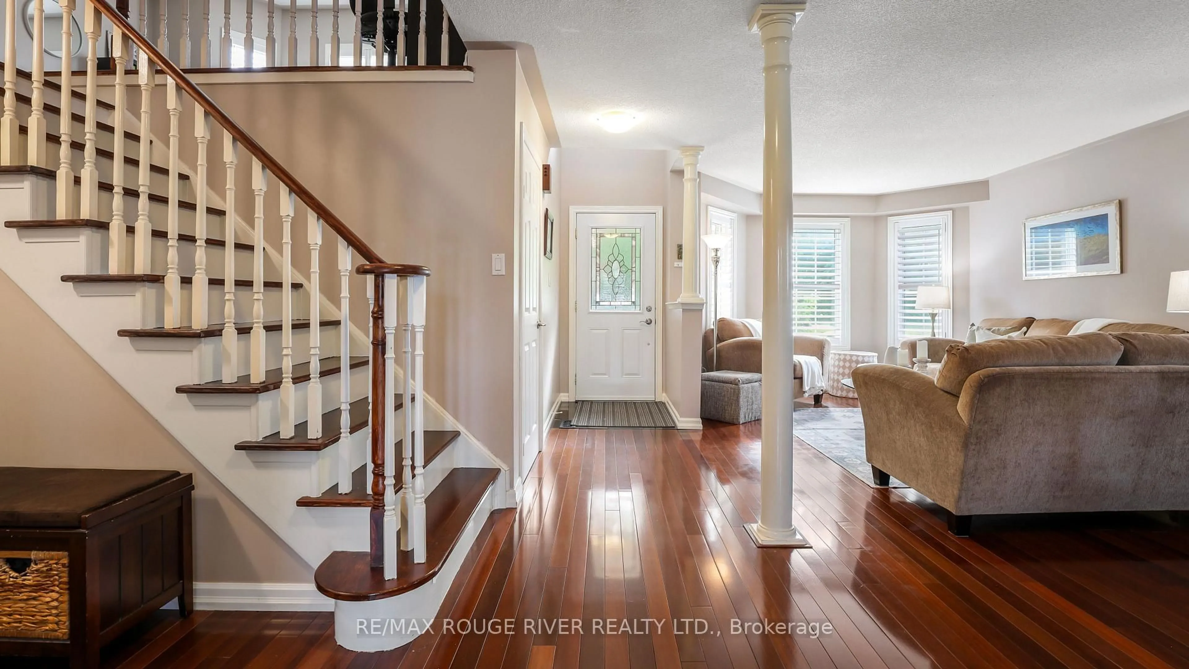Indoor entryway for 1979 Rosebank Rd, Pickering Ontario L1V 1P7