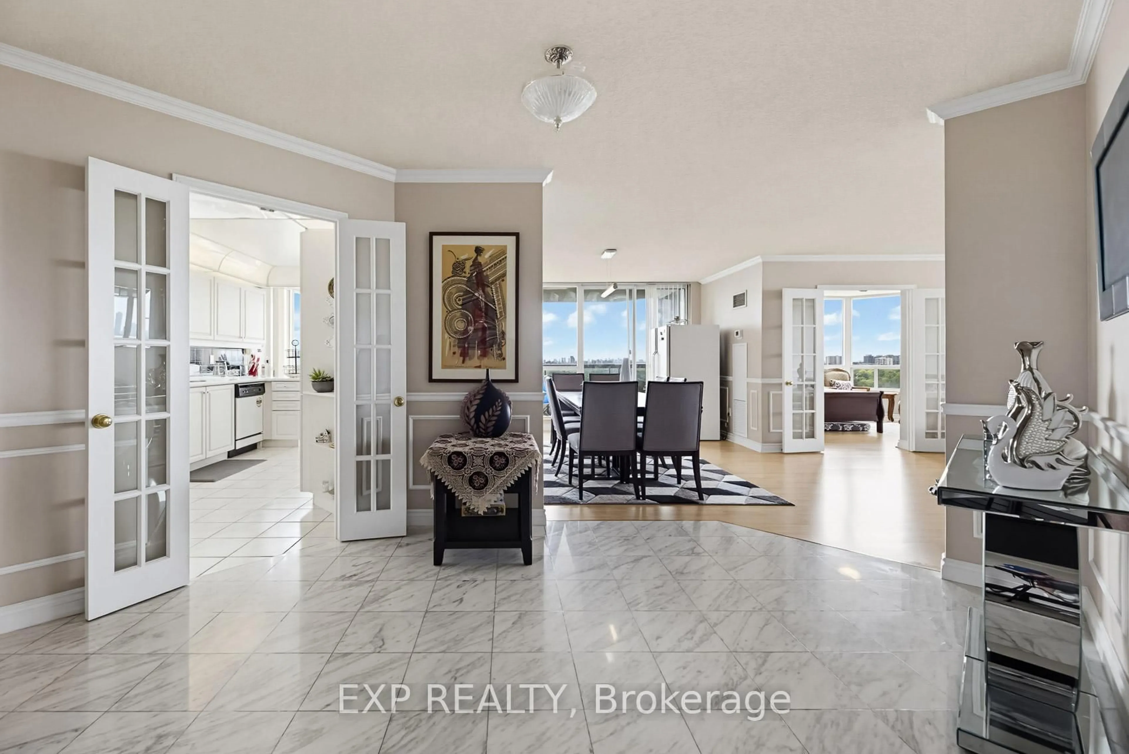 Indoor entryway for 168 Bonis Ave #1605, Toronto Ontario M1T 3V6