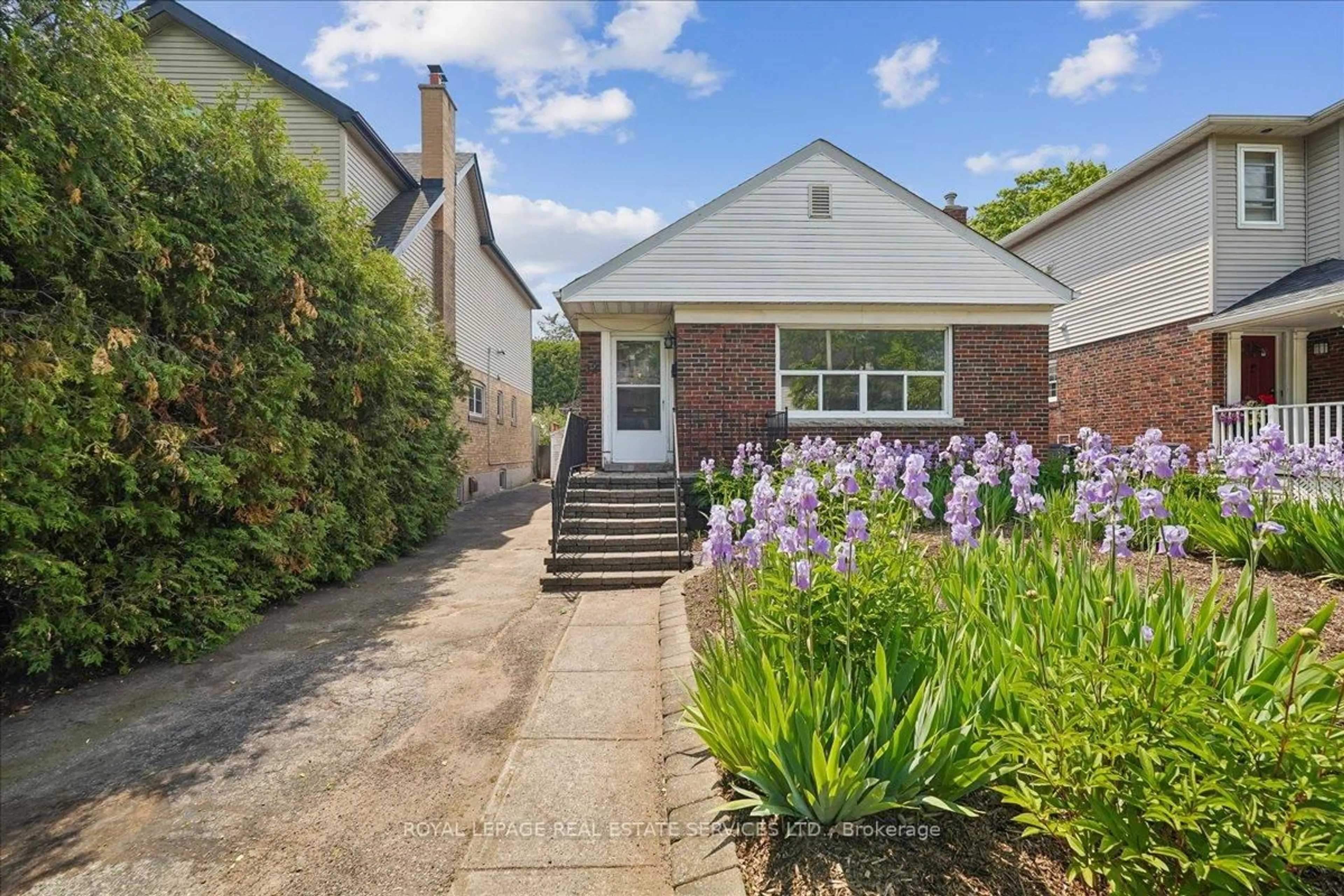Unknown for 32 Woodland Park Rd, Toronto Ontario M1N 2X6