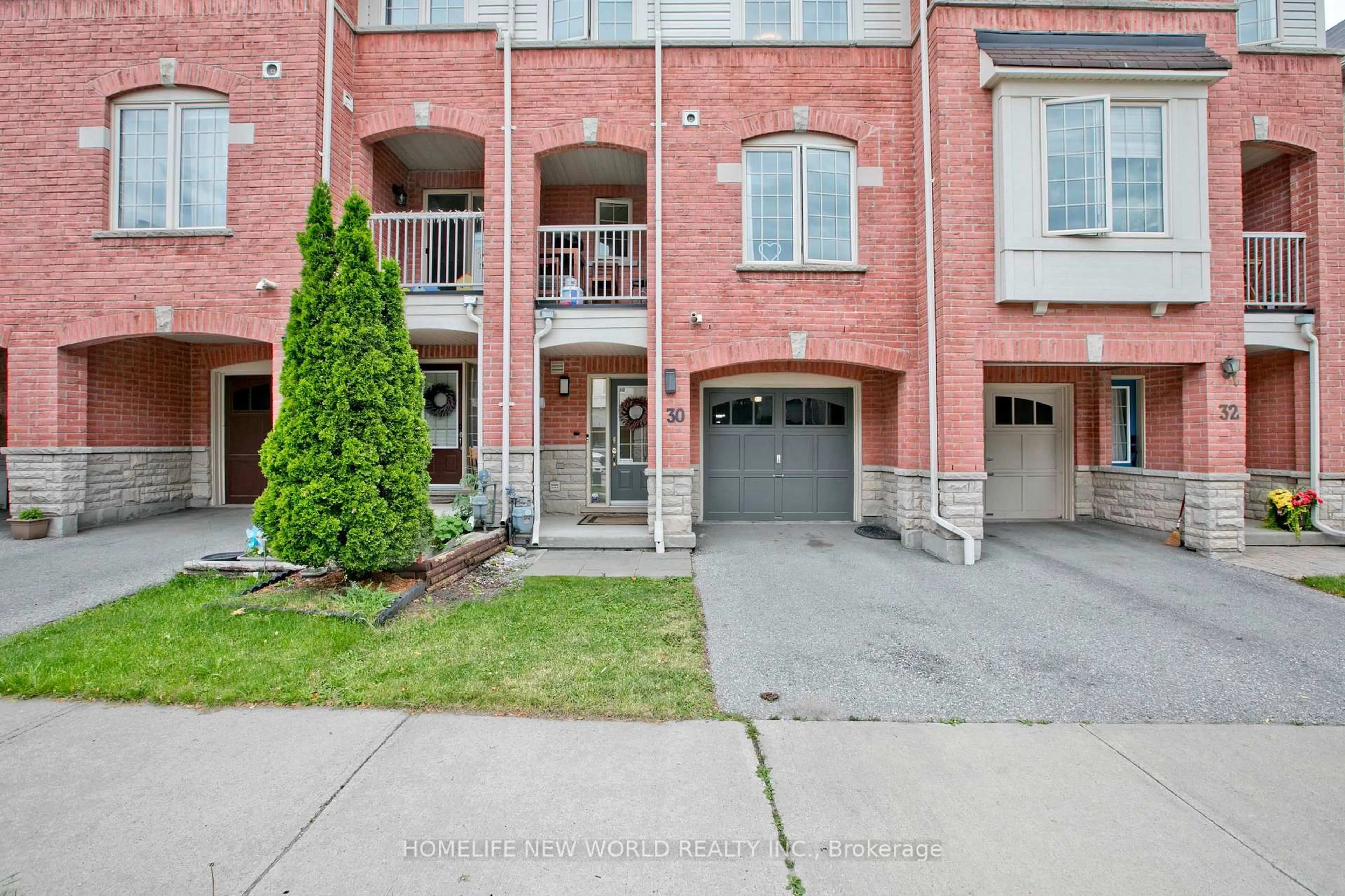 Unknown for 30 Linnell St, Ajax Ontario L1Z 0K8