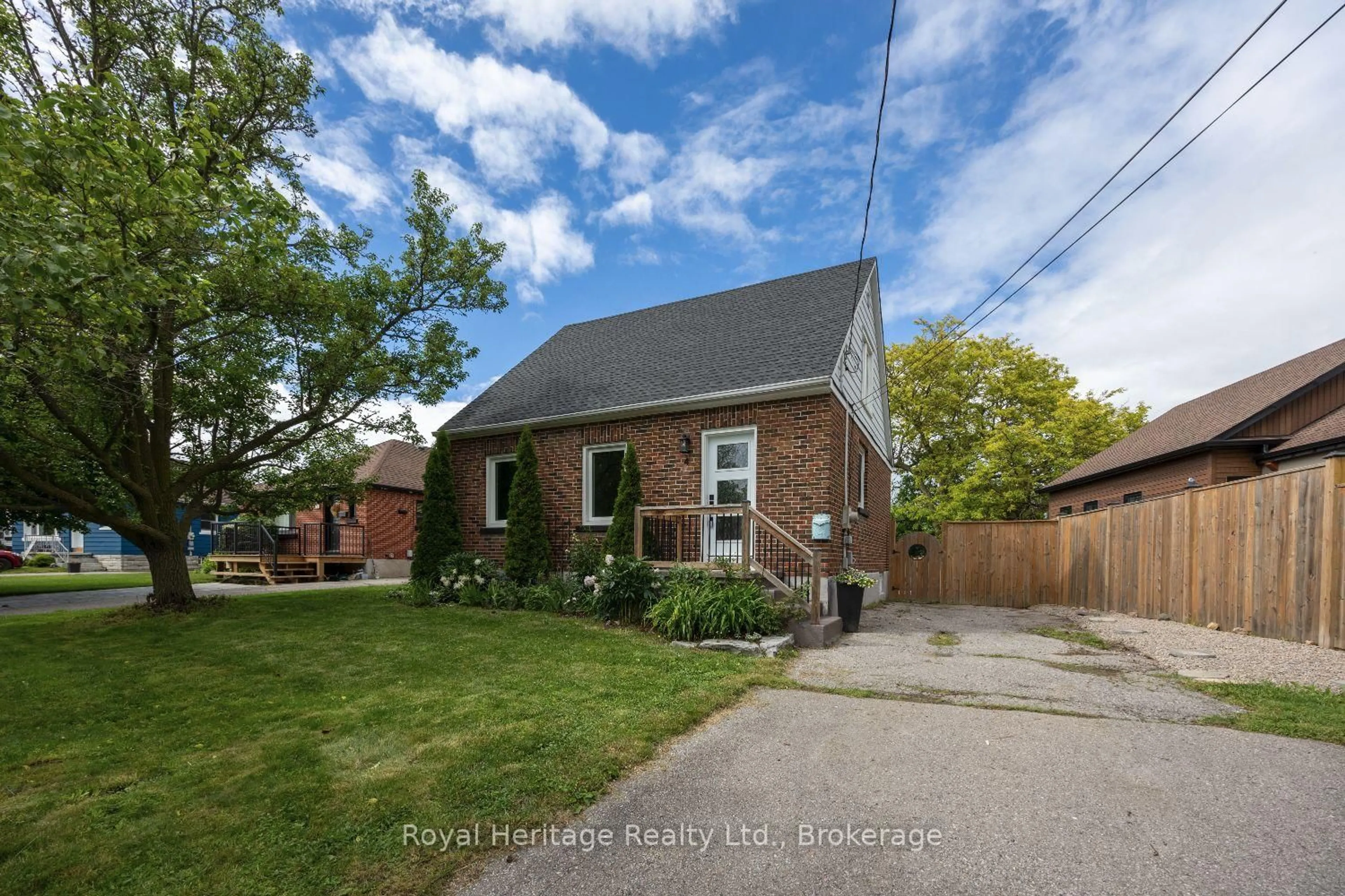 Home with brick exterior material, street for 4 Jane St, Clarington Ontario L1C 1G1