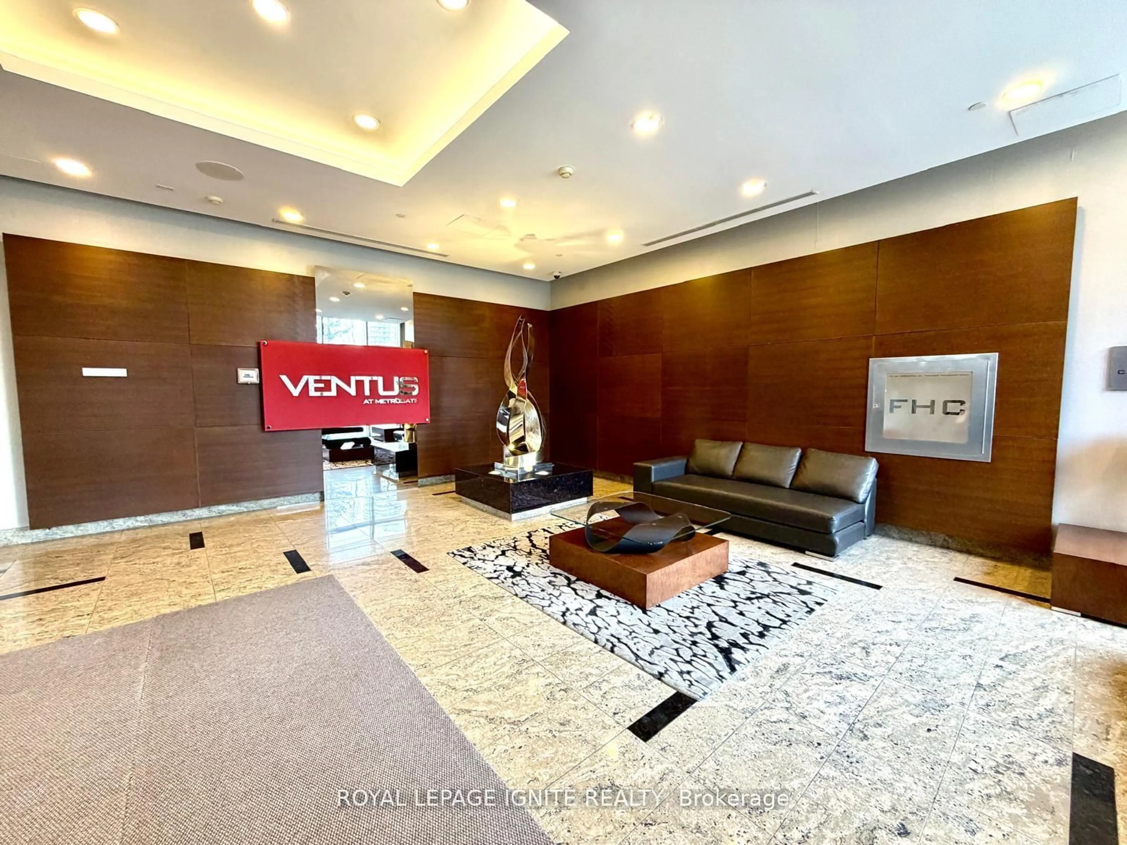 Lobby for 151 Village Green Sq #2001, Toronto Ontario M1S 0K5
