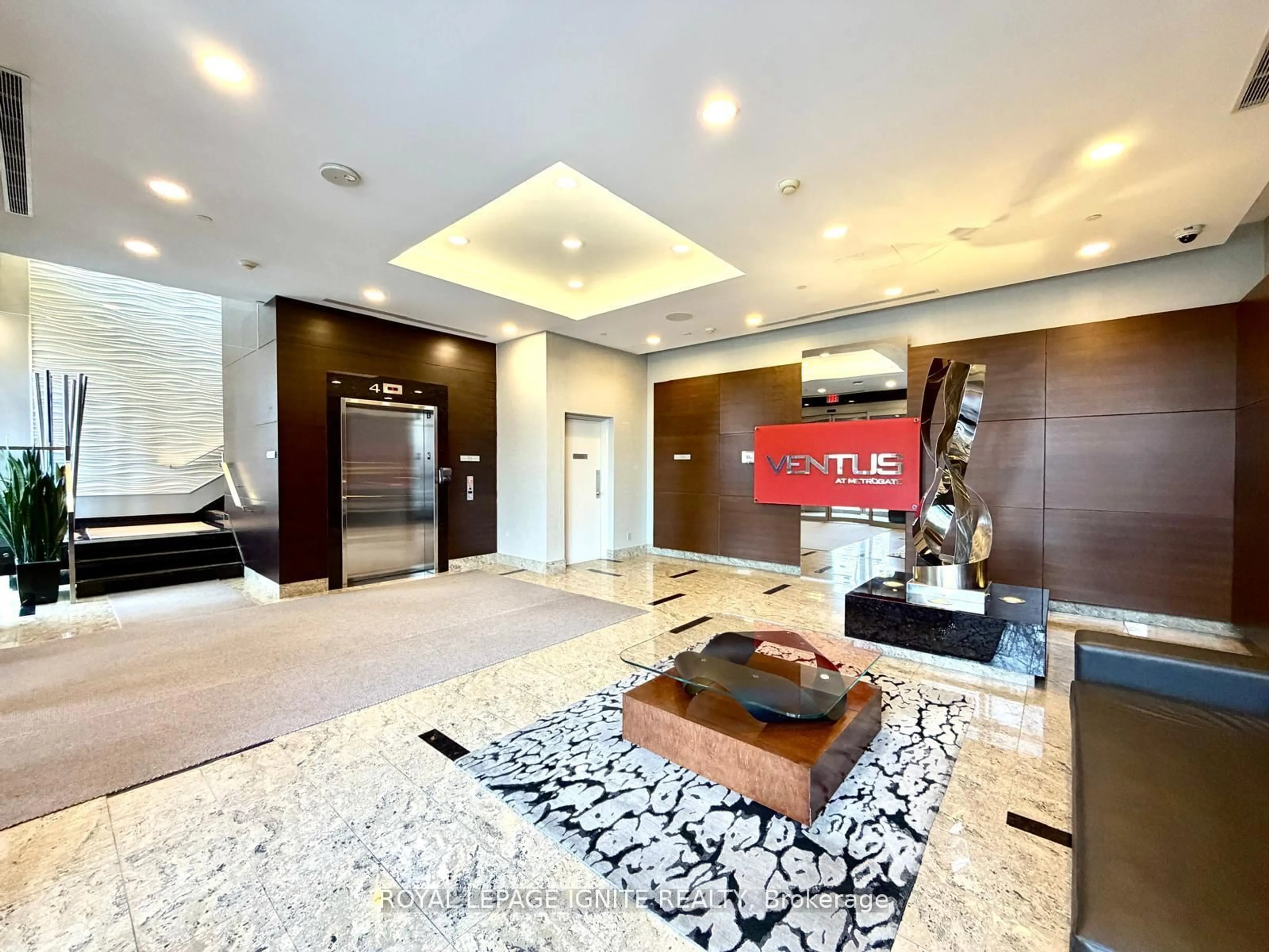 Lobby for 151 Village Green Sq #2001, Toronto Ontario M1S 0K5