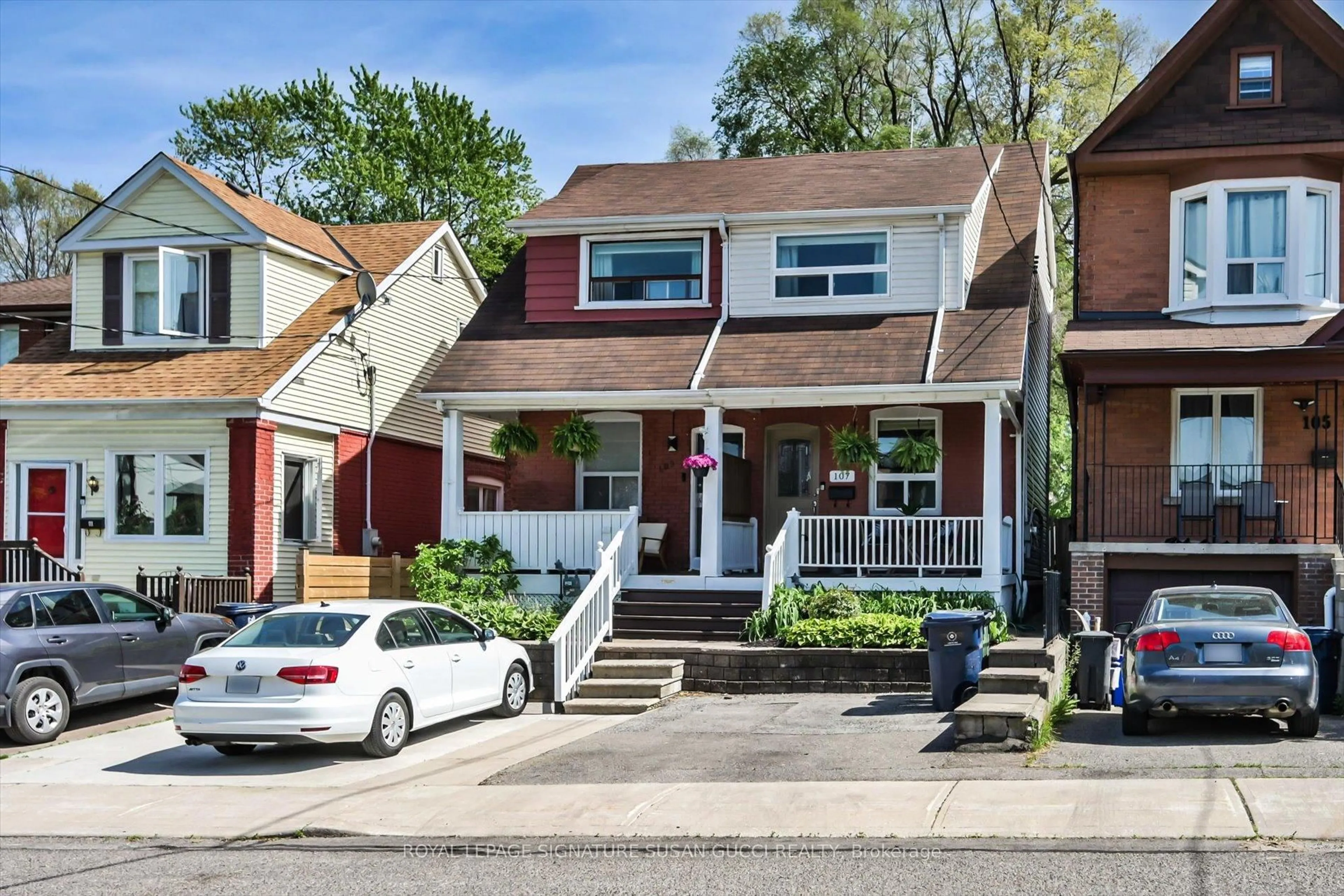 Unknown for 107 Barker Ave, Toronto Ontario M4C 2N8