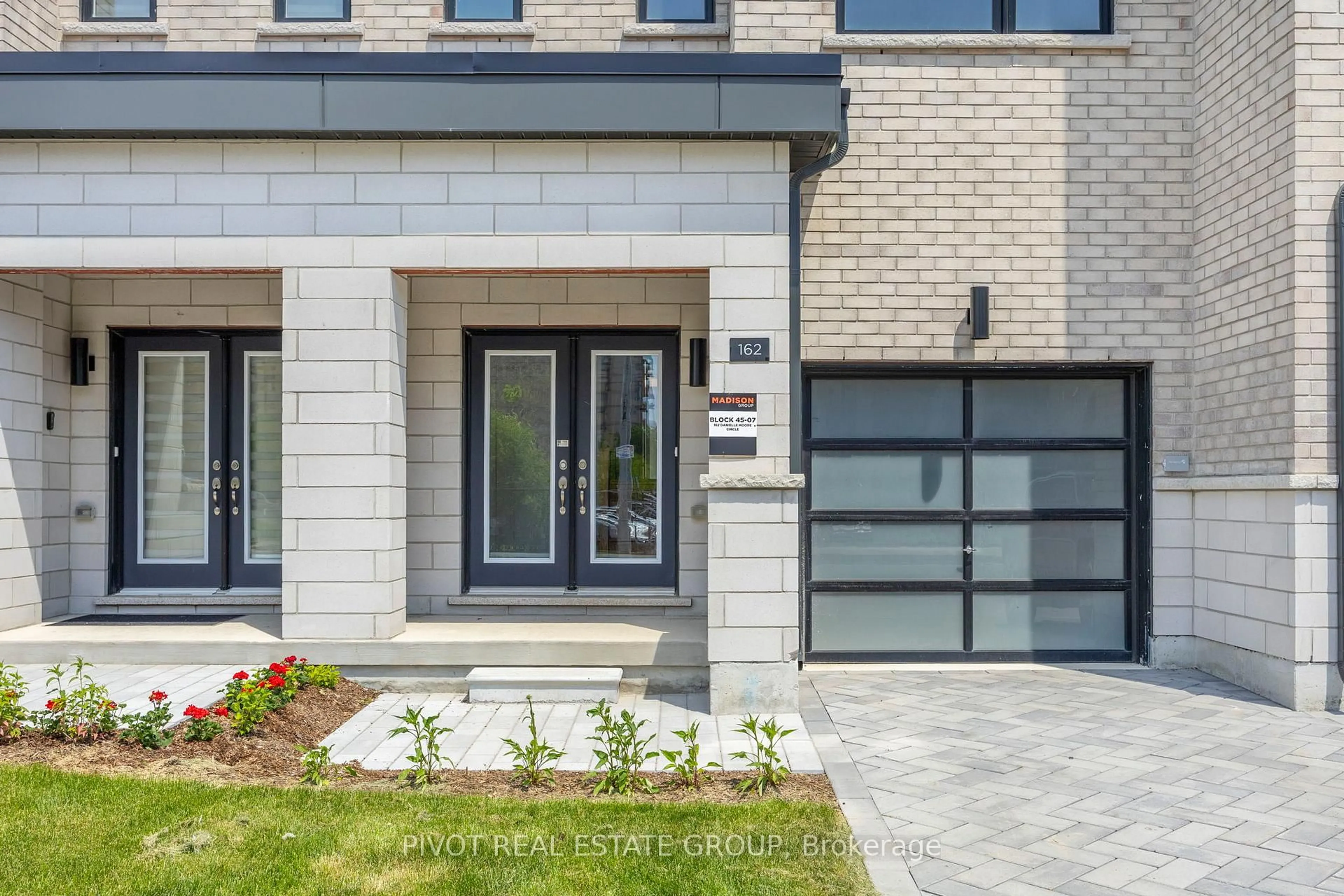 Home with brick exterior material, street for 162 Danielle Moore Circ, Toronto Ontario M1P 0G9