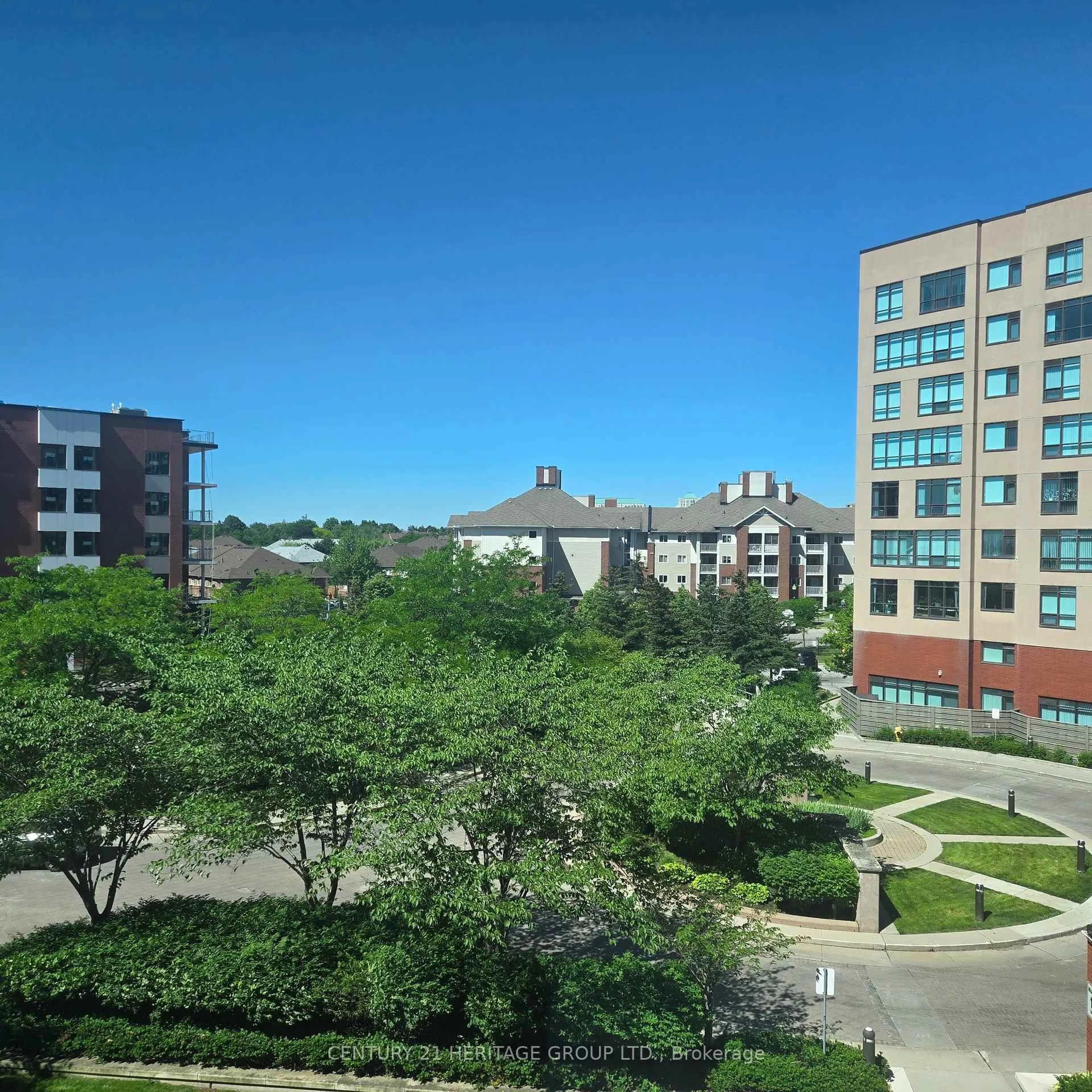 A pic from outside/outdoor area/front of a property/back of a property/a pic from drone, city buildings view from balcony for 90 Scottfield Dr #319, Toronto Ontario M1S 5W4