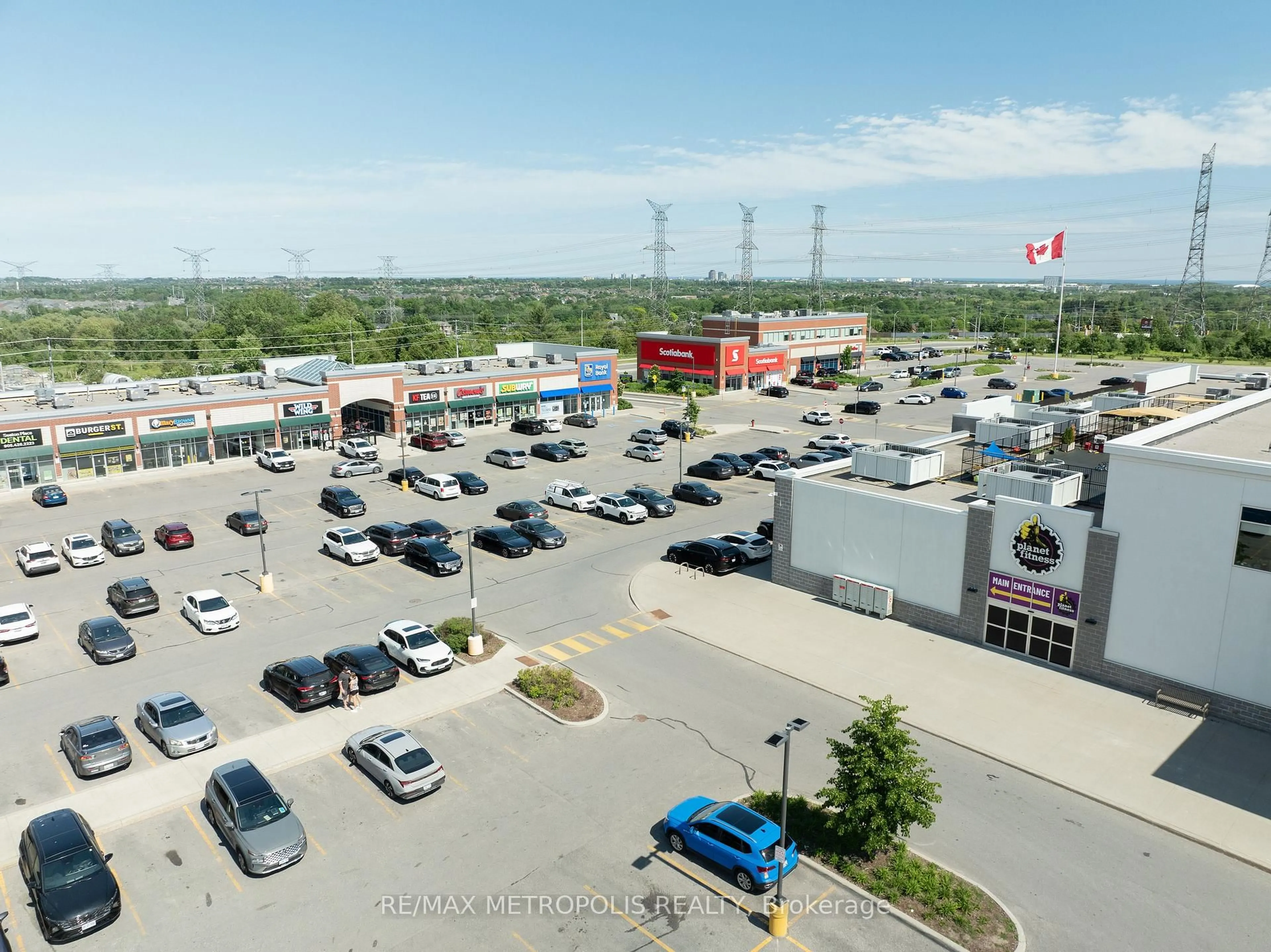 A pic from outside/outdoor area/front of a property/back of a property/a pic from drone, street for 1695 Dersan St #109, Pickering Ontario L1X 0S9