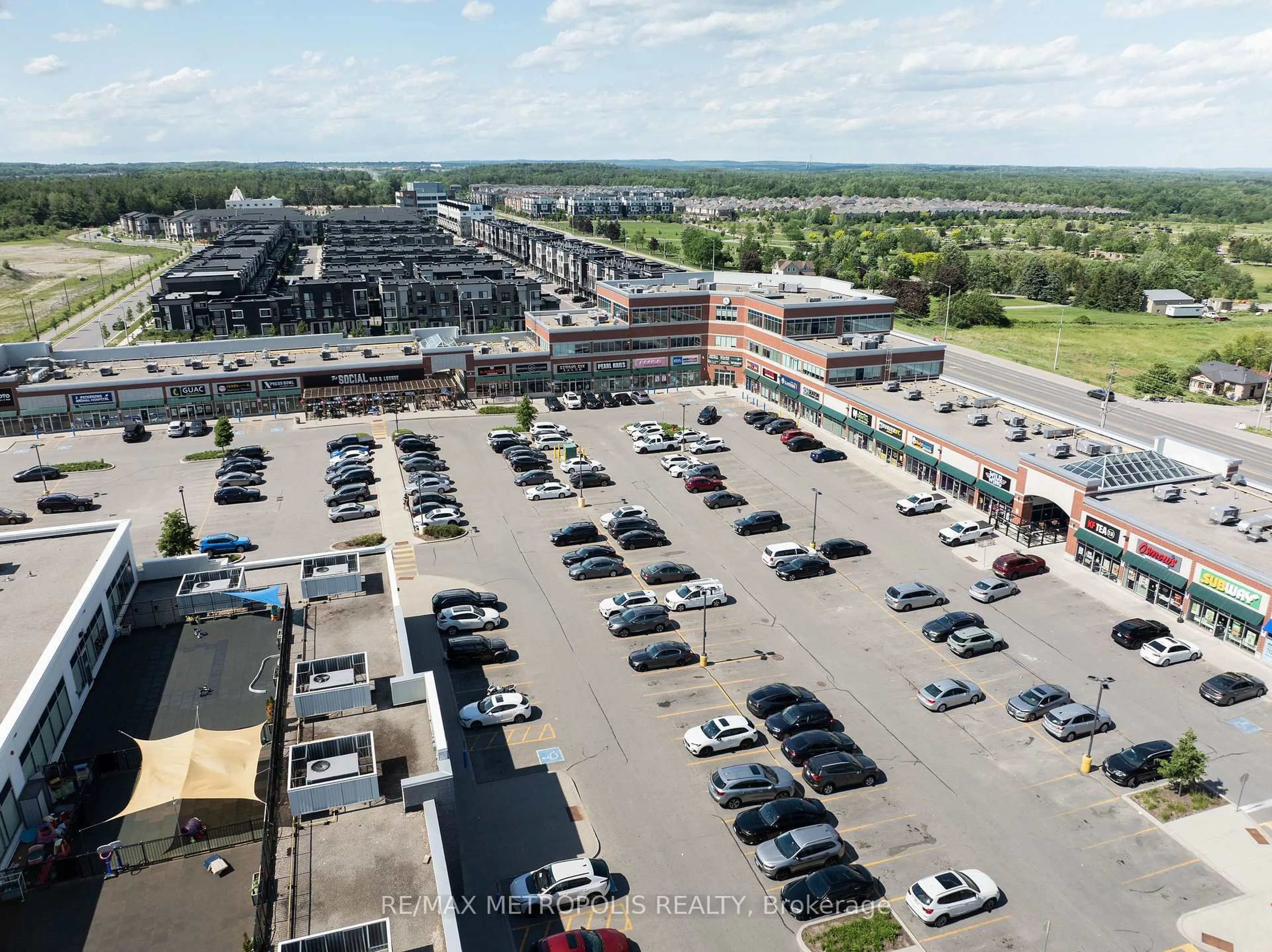 Parking for 1695 Dersan St #109, Pickering Ontario L1X 0S9