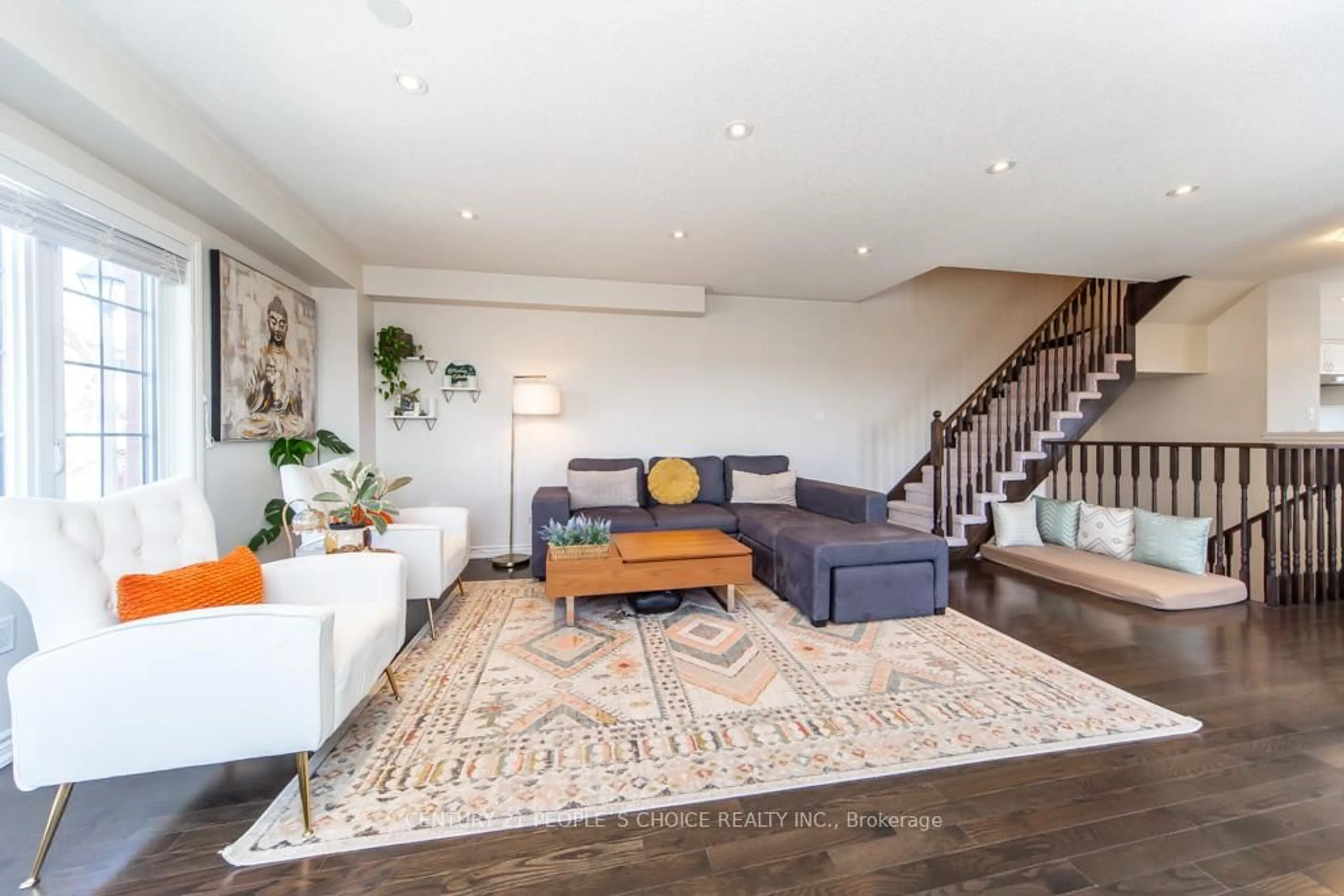 Living room with furniture, unknown for 36 Comfort Way, Whitby Ontario L1N 0K5
