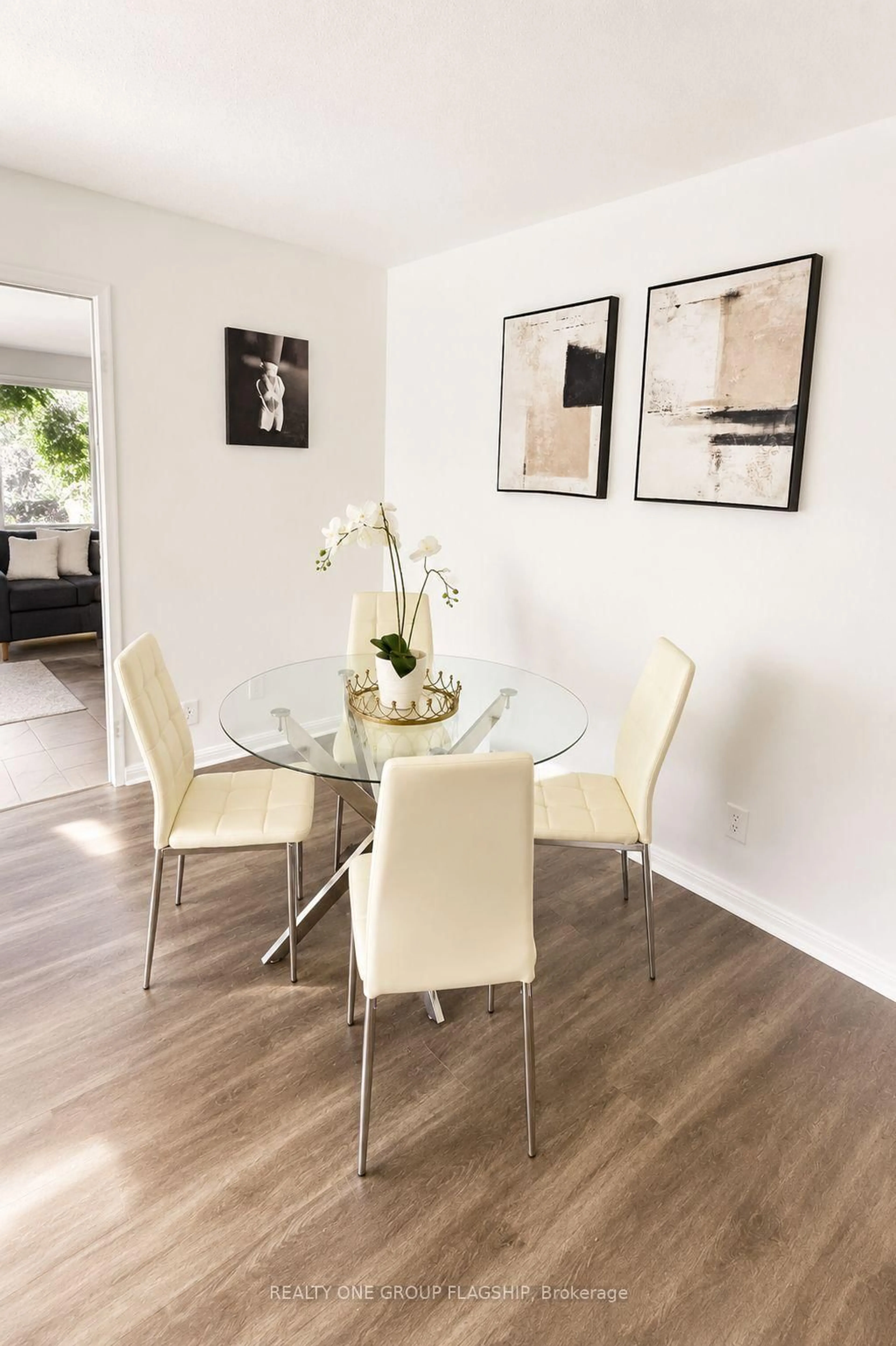 Dining room, wood/laminate floor for 20 Gilder Dr Dr #505, Toronto Ontario M1K 5E1
