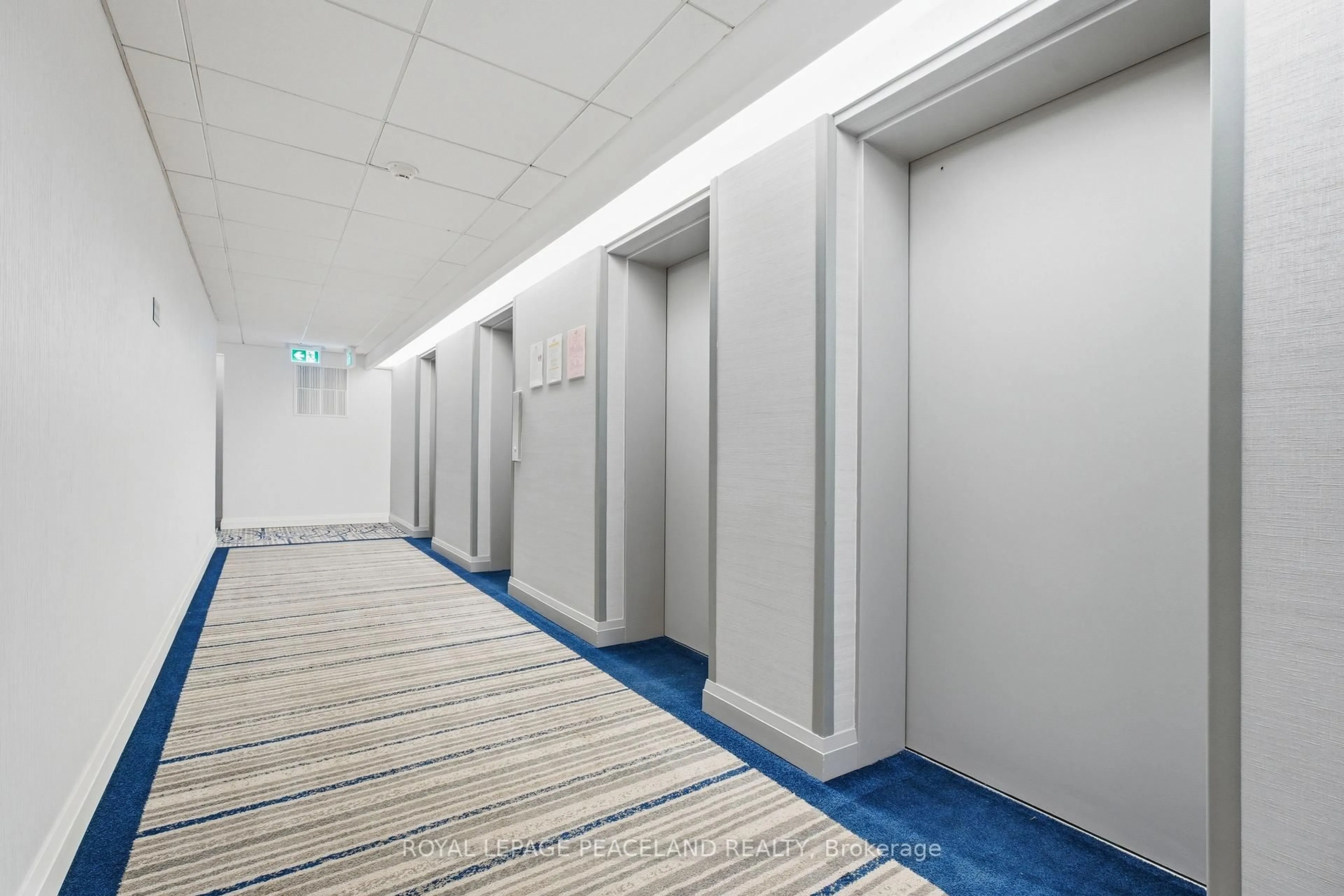Indoor foyer for 55 Bamburgh Circ #PH13, Toronto Ontario M1W 3V4