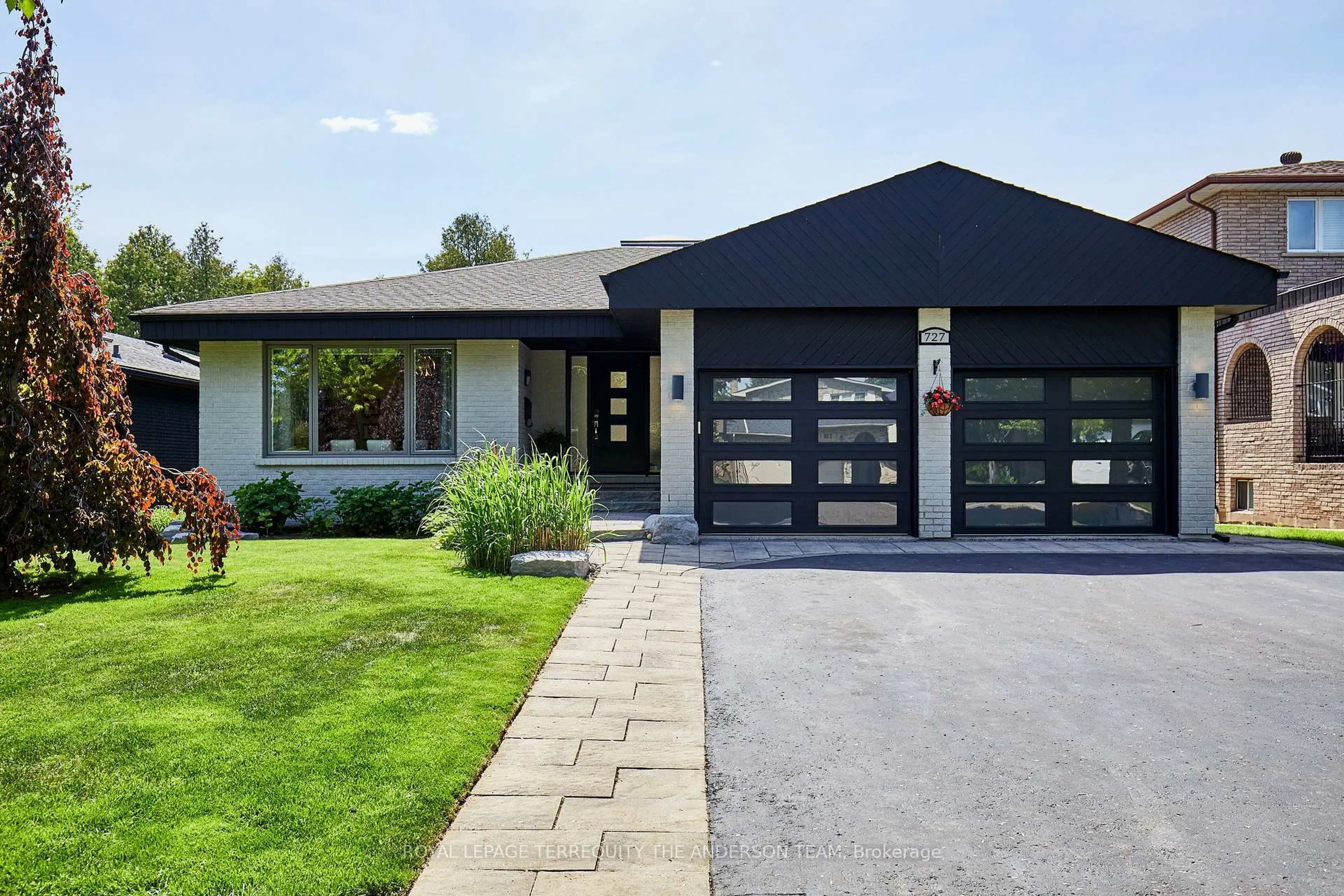 Home with brick exterior material, street for 727 Barbados St, Oshawa Ontario L1J 7E7