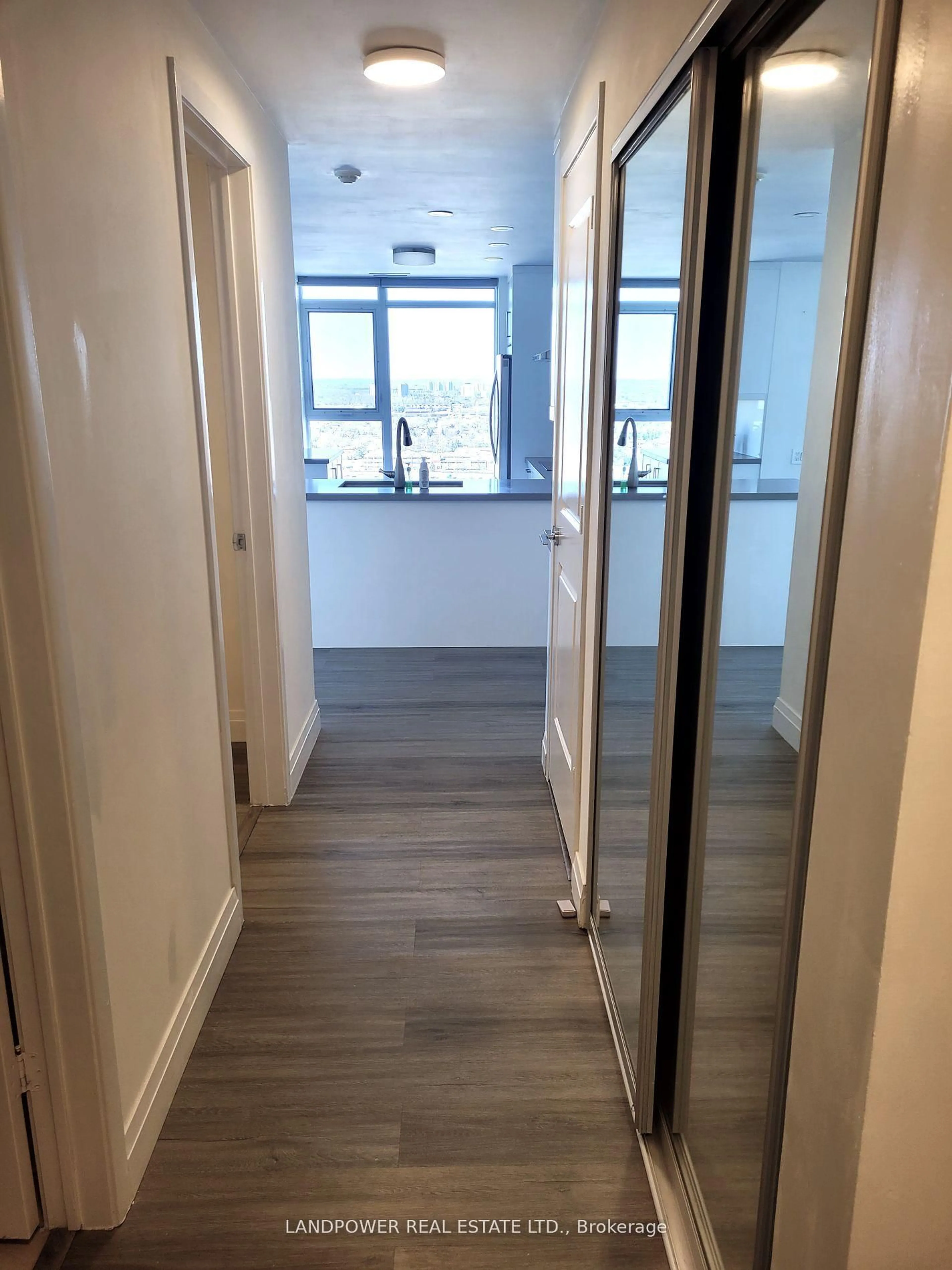 A pic of a room for 25 Town Centre Crt #UPH07, Toronto Ontario M1P 0B4