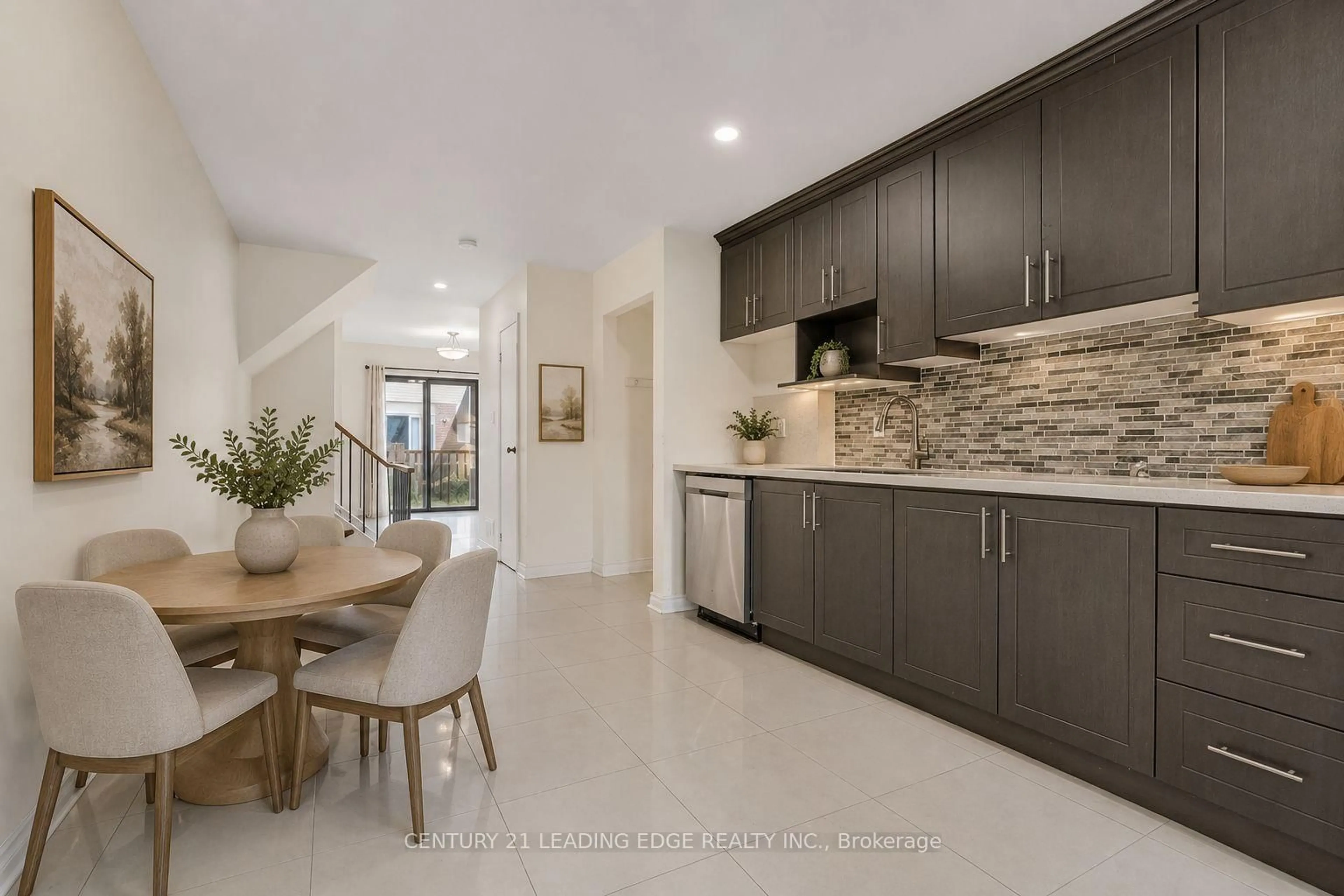 Open concept kitchen, ceramic/tile floor for 5 Kimbercroft Crt, Toronto Ontario M1S 4V6
