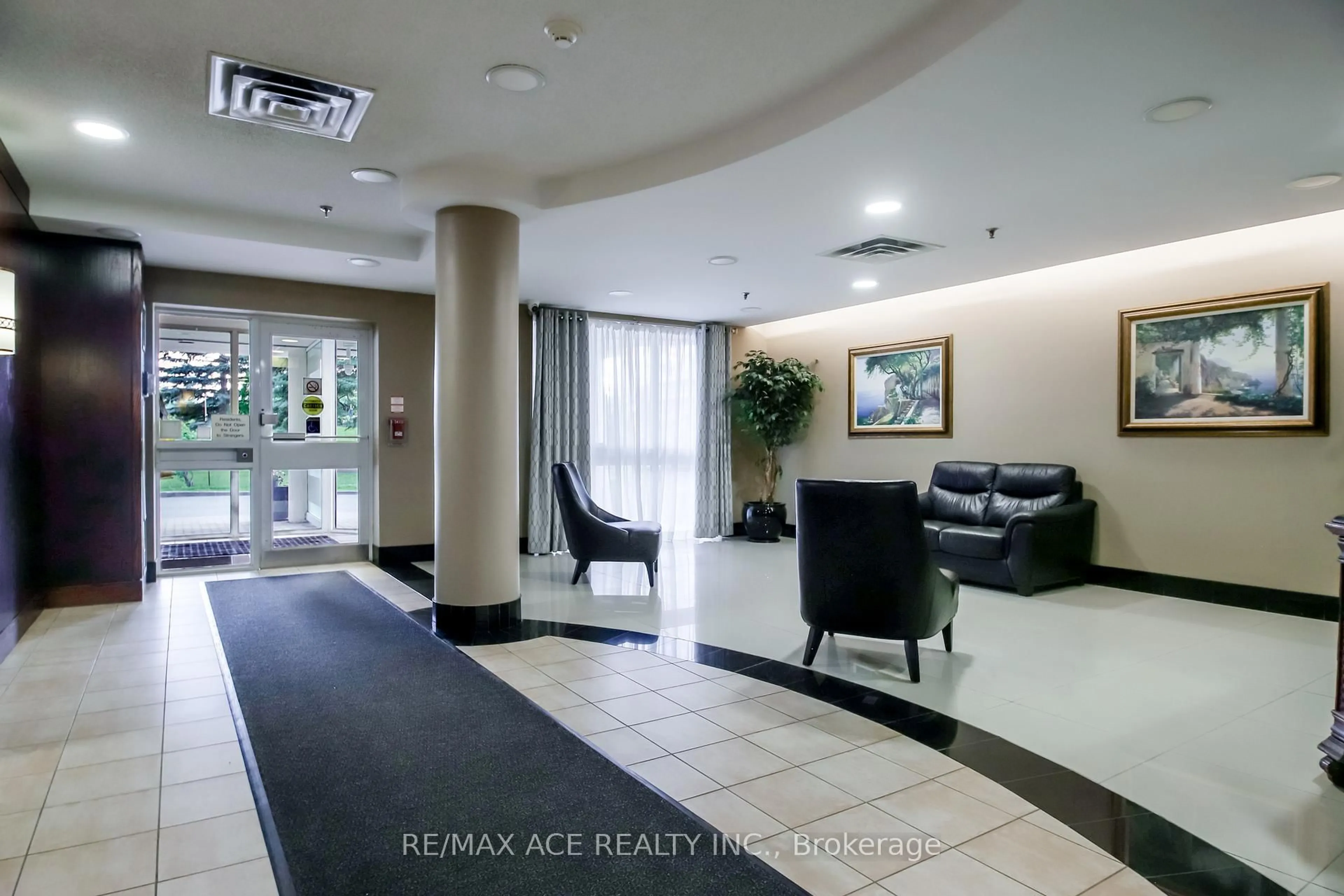 Lobby for 480 Mclevin Ave #314, Toronto Ontario M1B 5N9