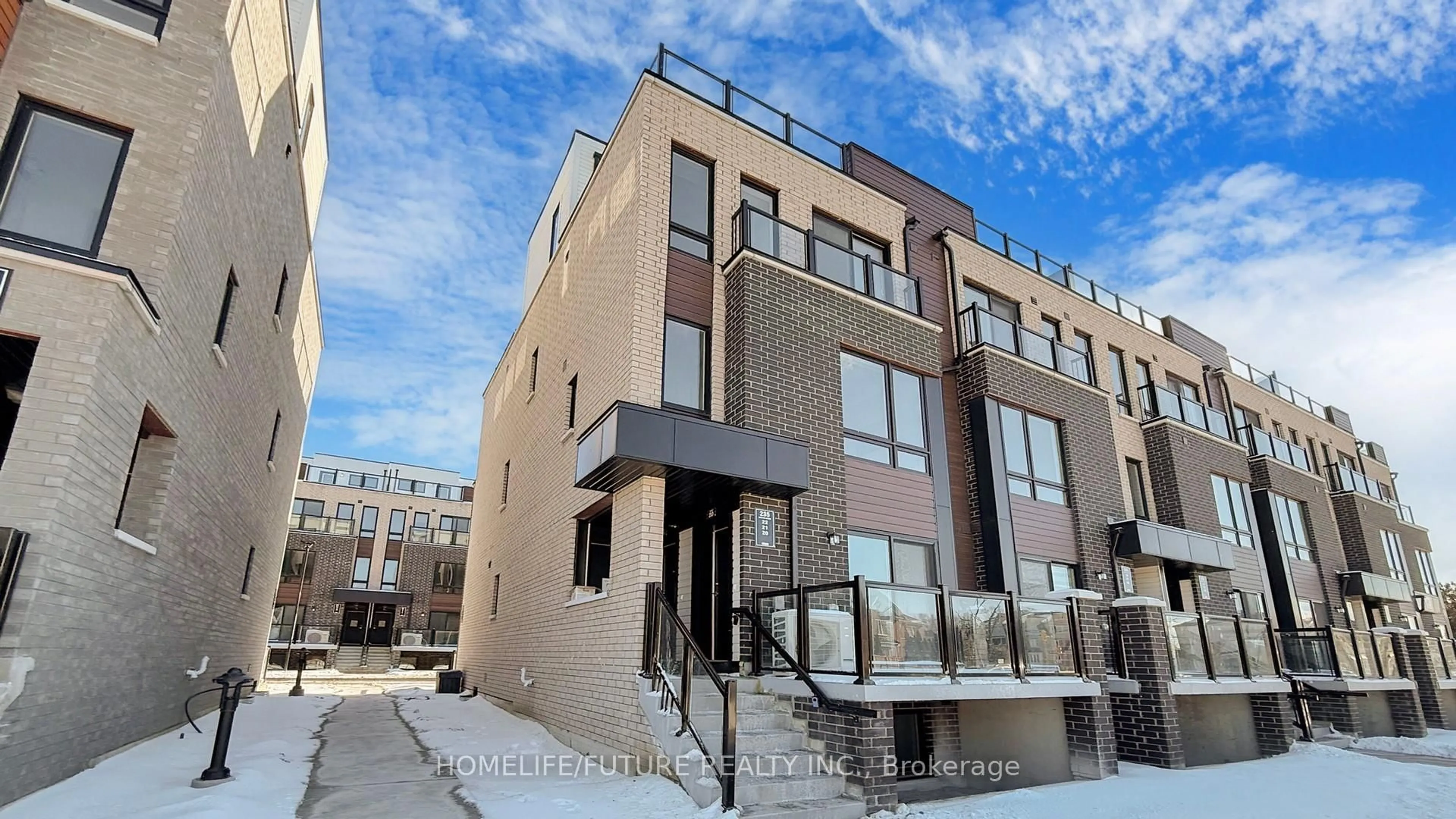 Unknown for 235 Mclevin Ave #21, Toronto Ontario M1B 0E8