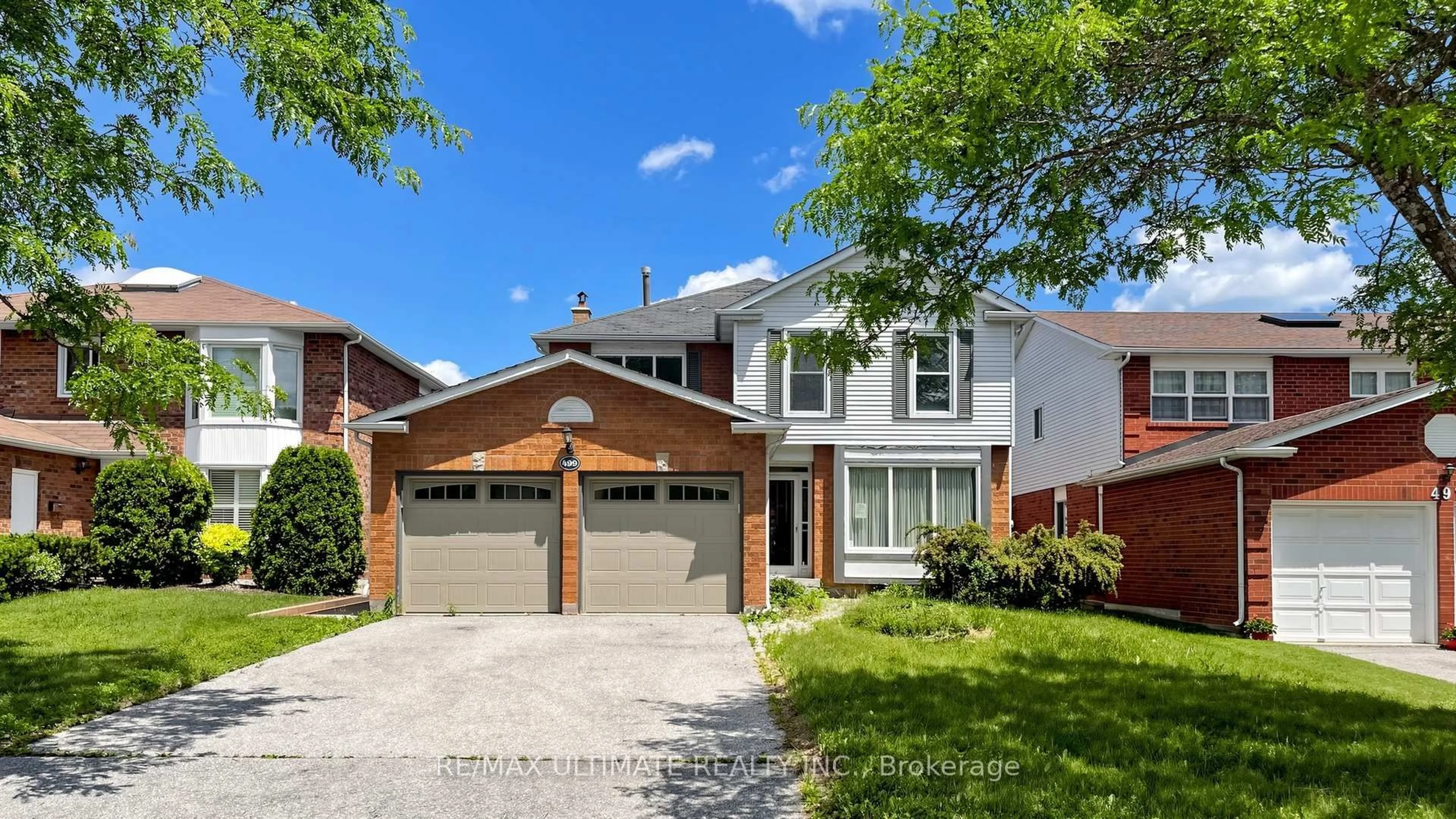 Home with brick exterior material, street for 499 Lightfoot Pl, Pickering Ontario L1V 5Z6