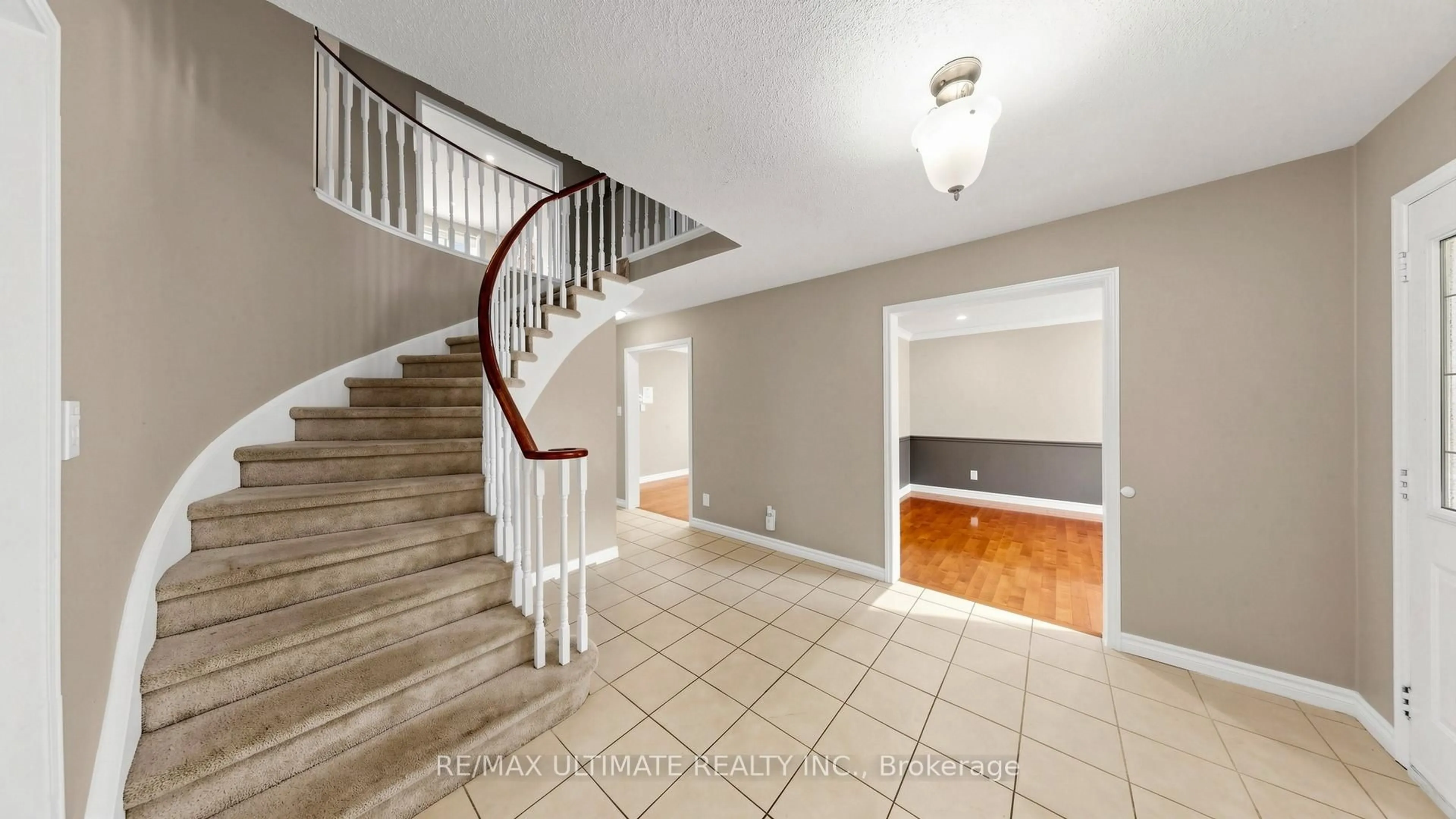 Unknown for 499 Lightfoot Pl, Pickering Ontario L1V 5Z6