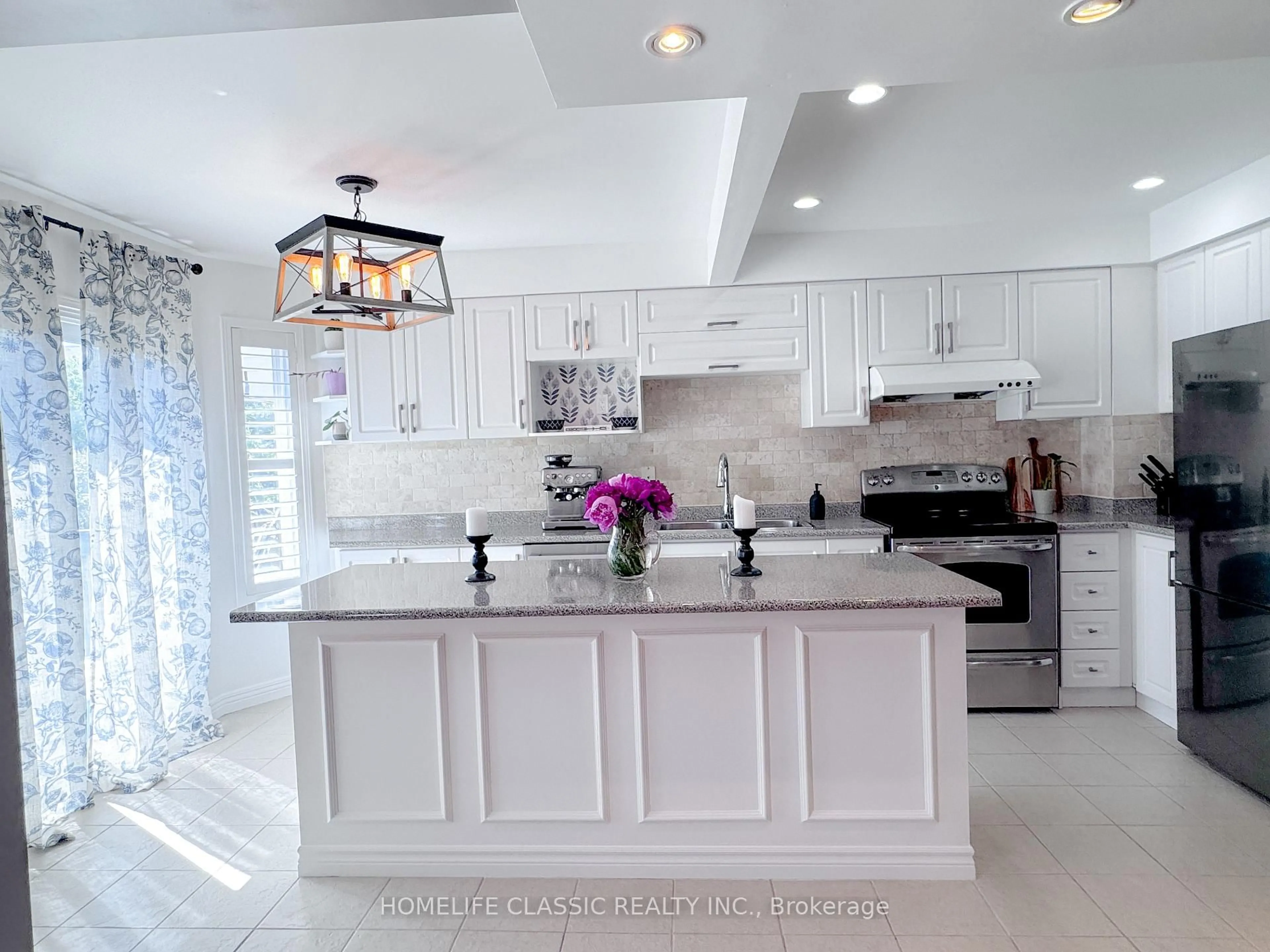 Contemporary kitchen, ceramic/tile floor for 67 Andona Cres, Toronto Ontario M1C 5A3