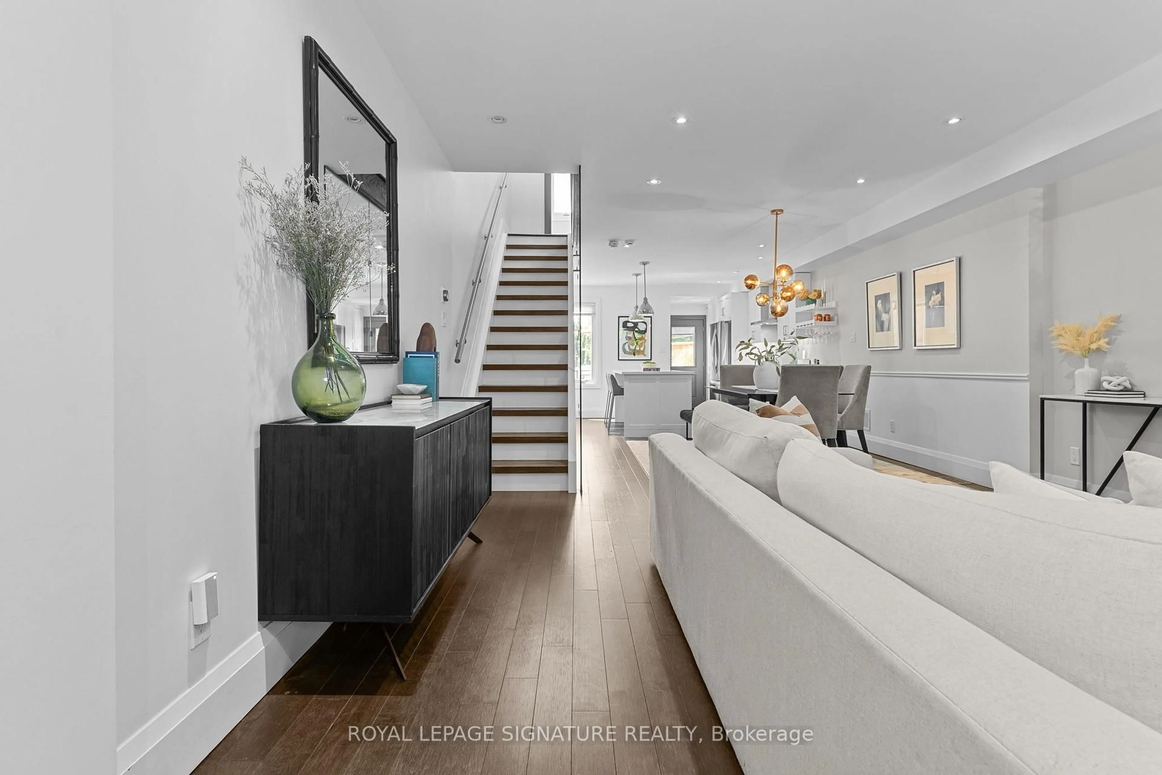 Unknown for 113 Merrill Ave, Toronto Ontario M4C 1C8
