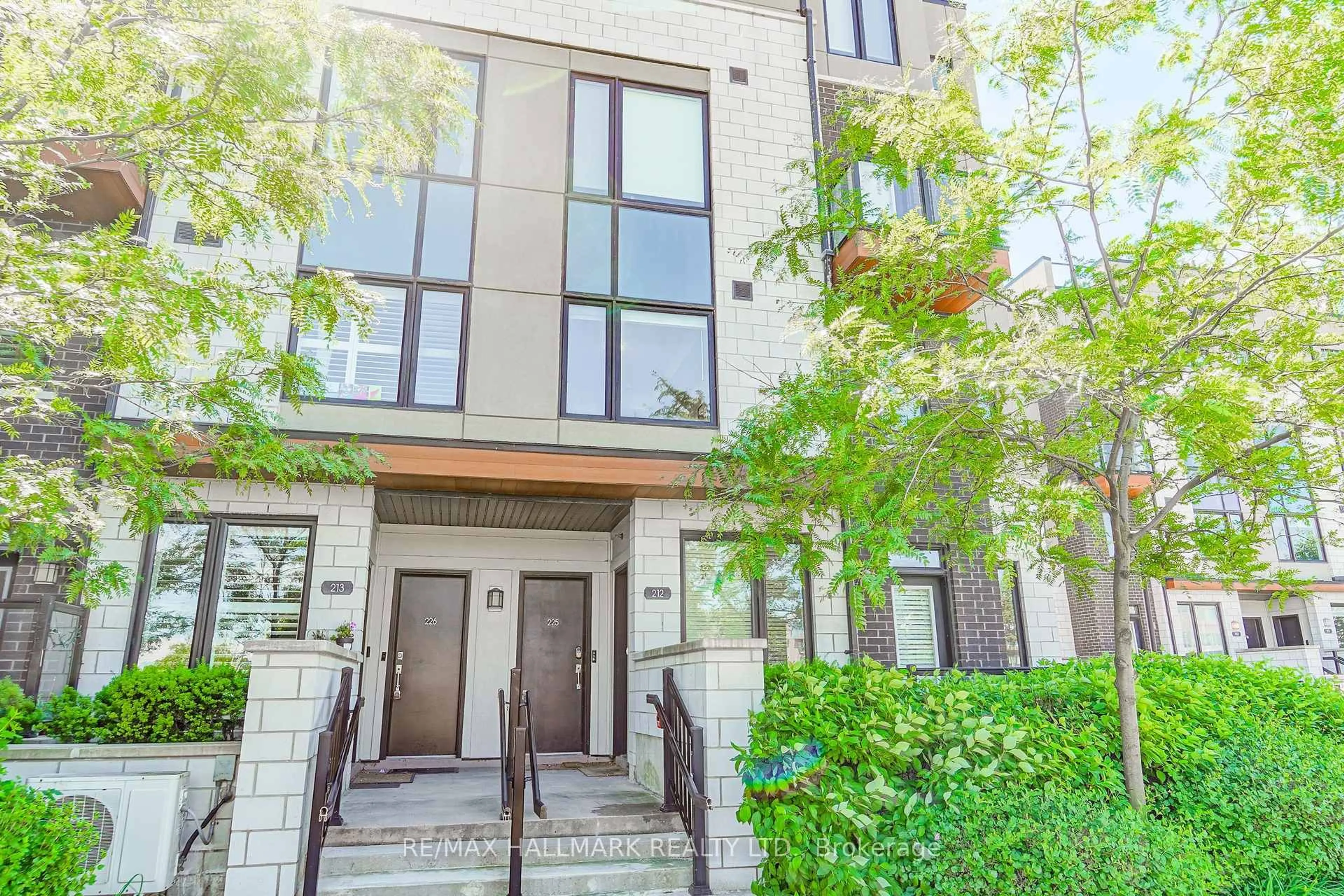 Unknown for 1555 Kingston Rd #212, Pickering Ontario L1V 0E9