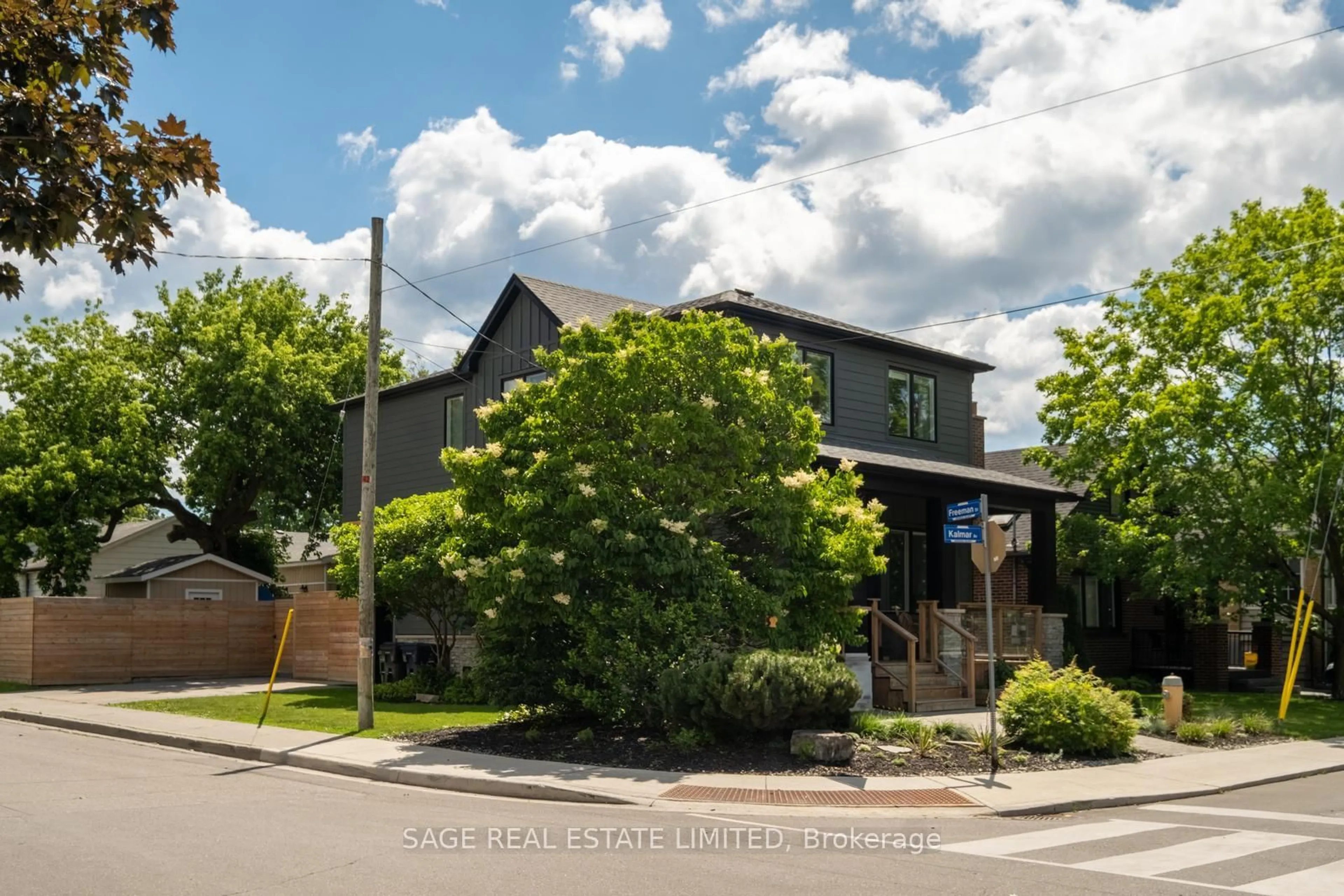 Unknown for 59 Kalmar Ave, Toronto Ontario M1N 3G2